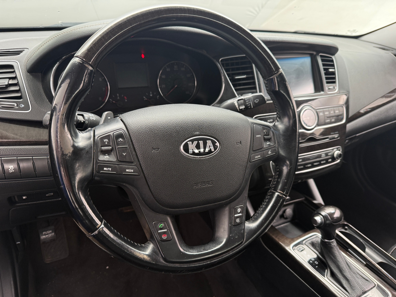 Thumbnail: 2015 Kia Cadenza - 4