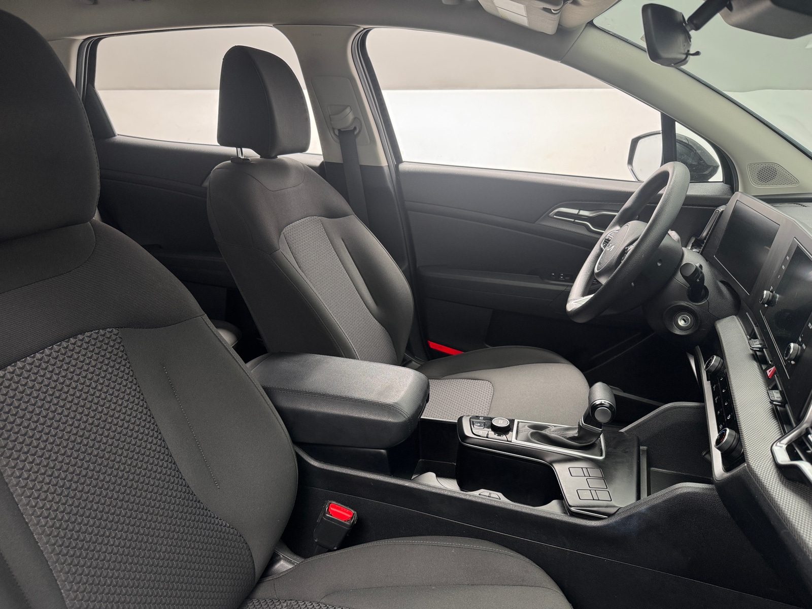 Thumbnail: 2025 Kia Sportage - 2