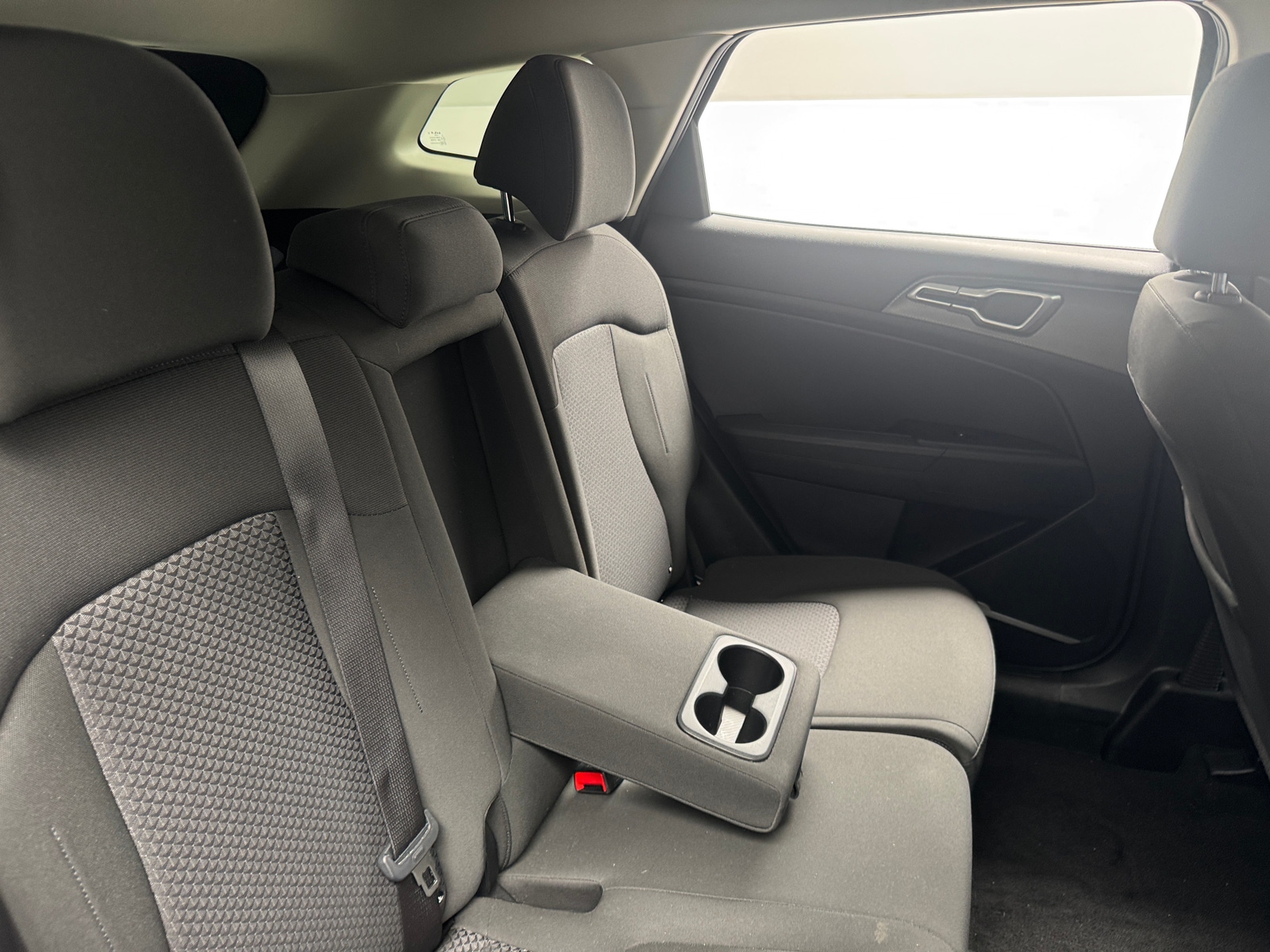 Thumbnail: 2025 Kia Sportage - 6