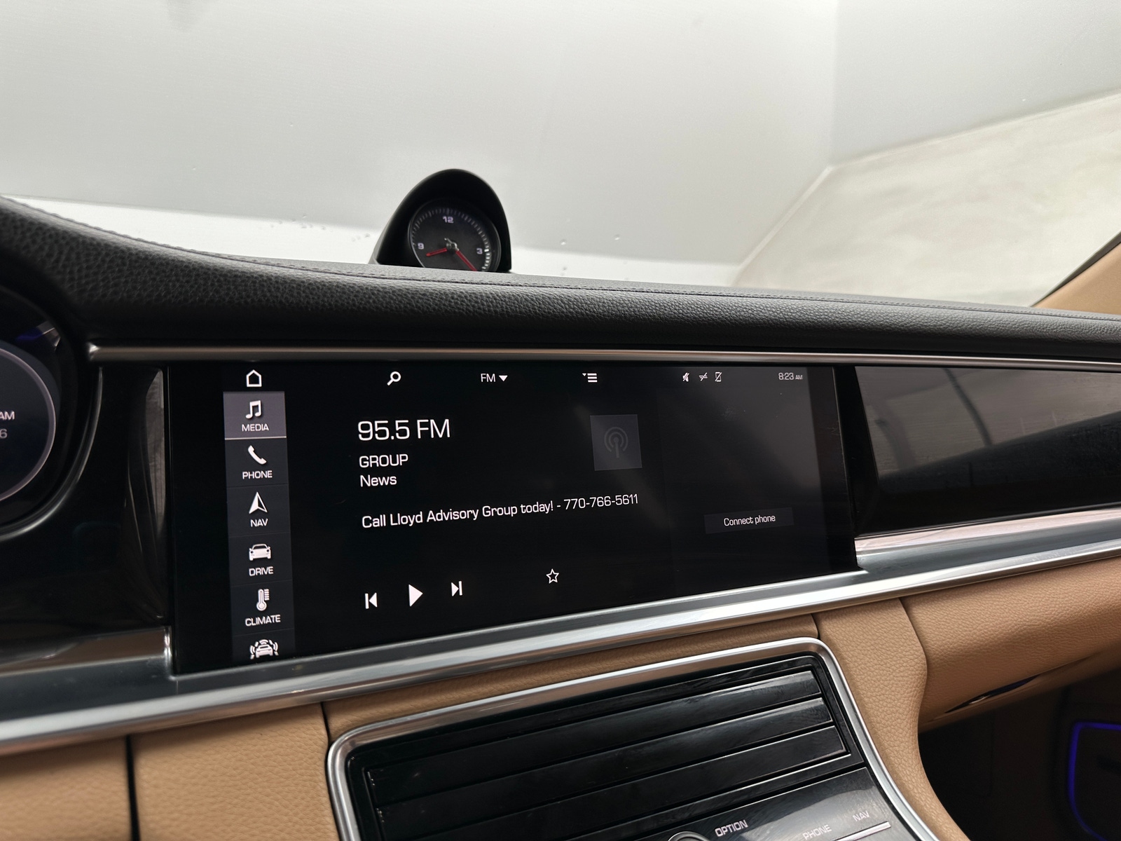 Thumbnail: 2017 Porsche Panamera - 3