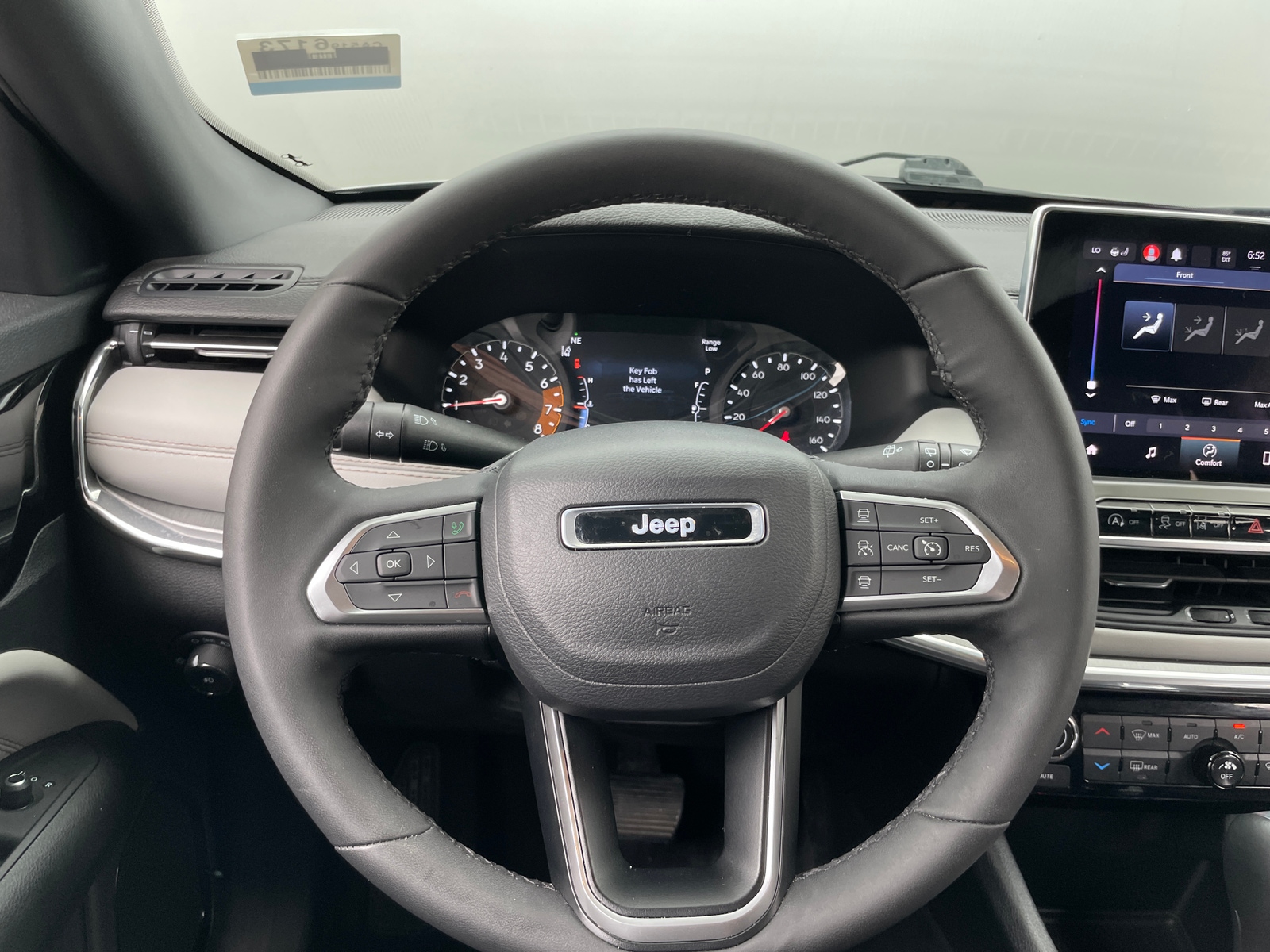 Thumbnail: 2023 Jeep Compass - 4
