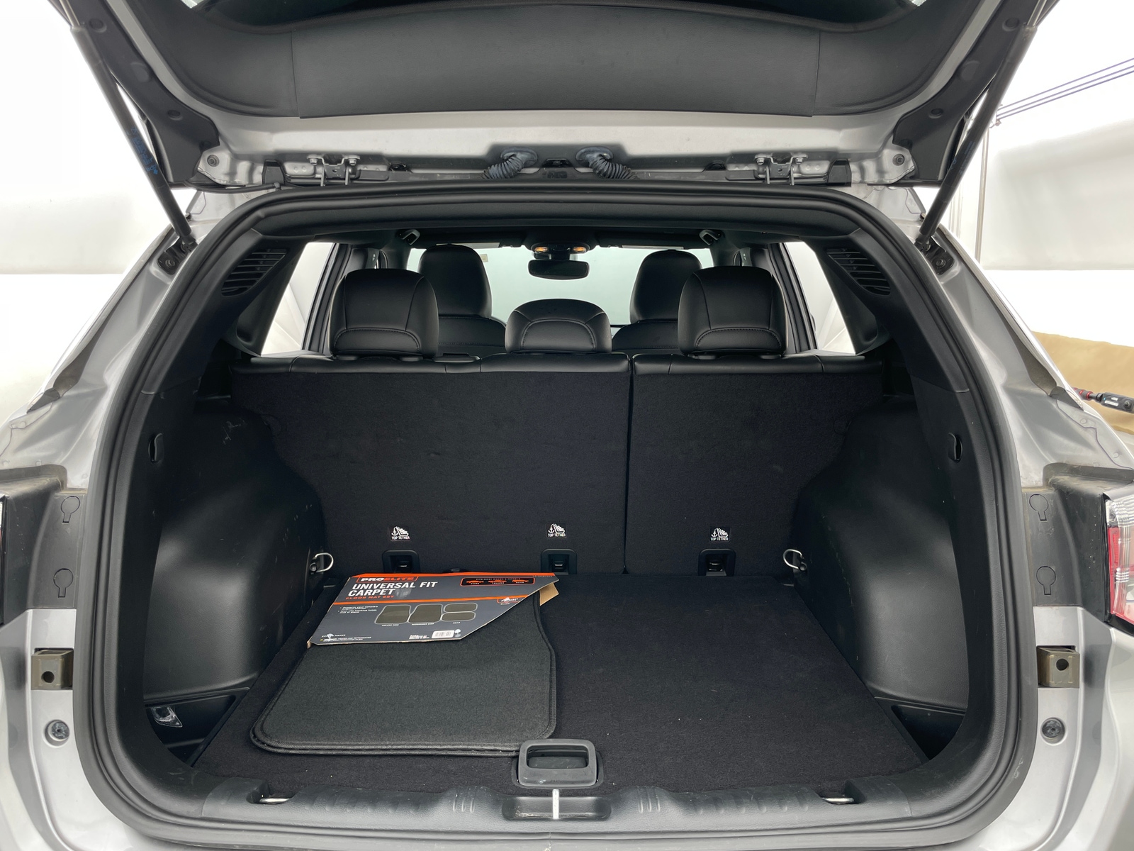Thumbnail: 2023 Jeep Compass - 6