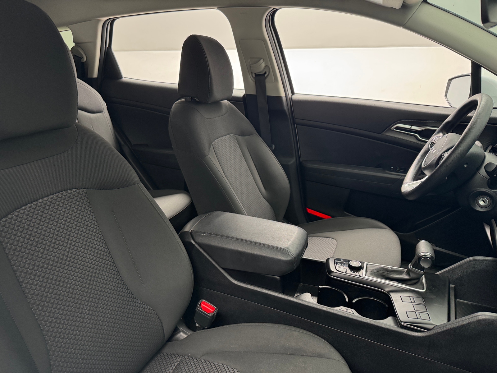 Thumbnail: 2025 Kia Sportage - 2