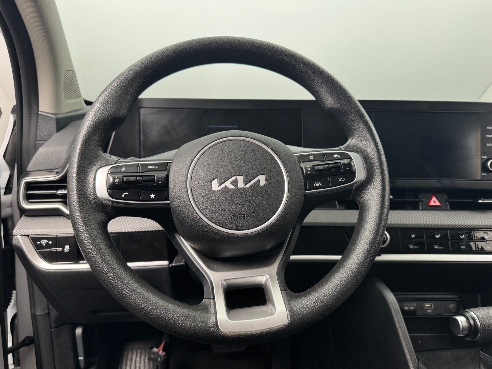 Thumbnail: 2025 Kia Sportage - 5