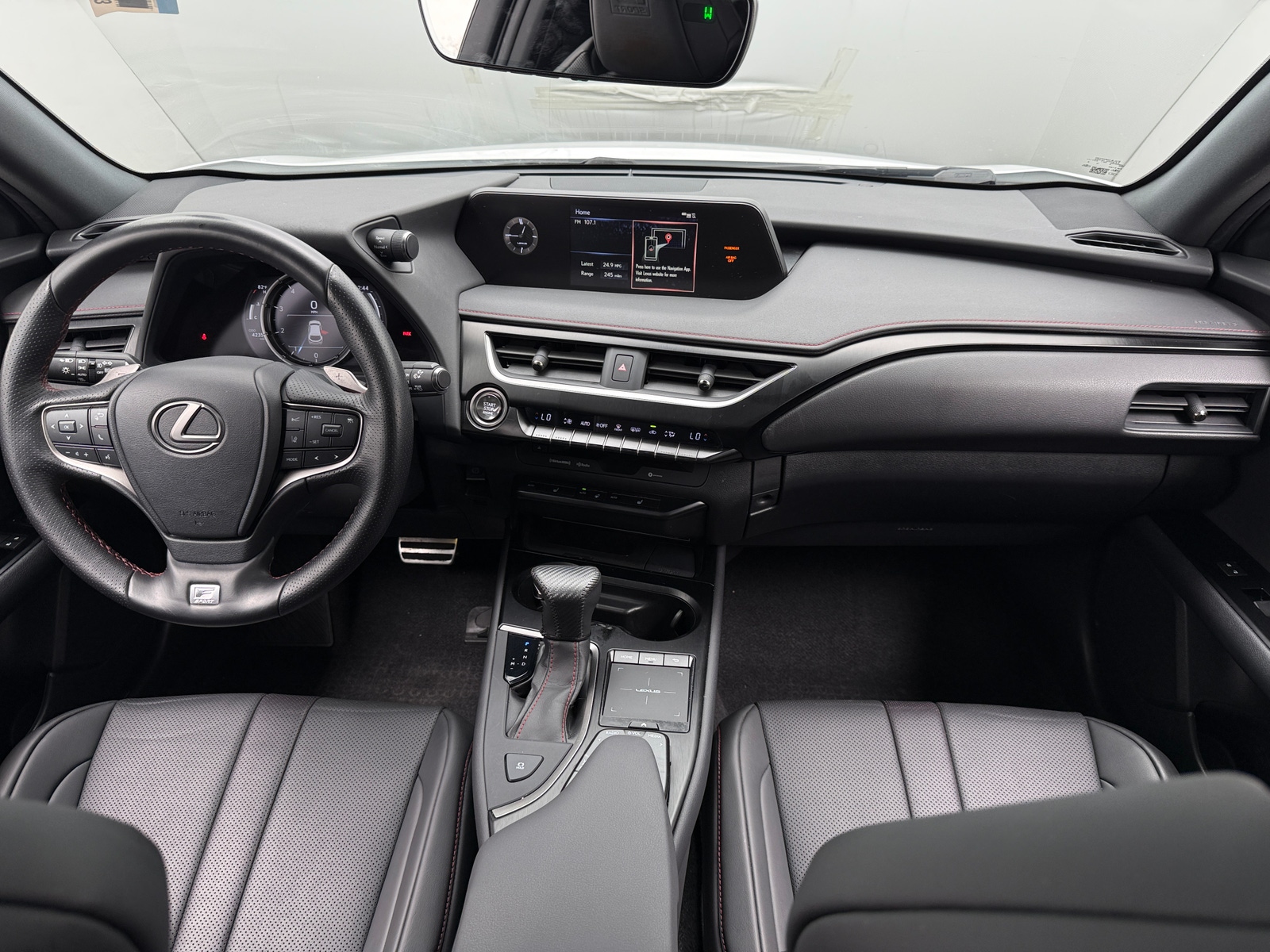 Thumbnail: 2022 Lexus UX - 2