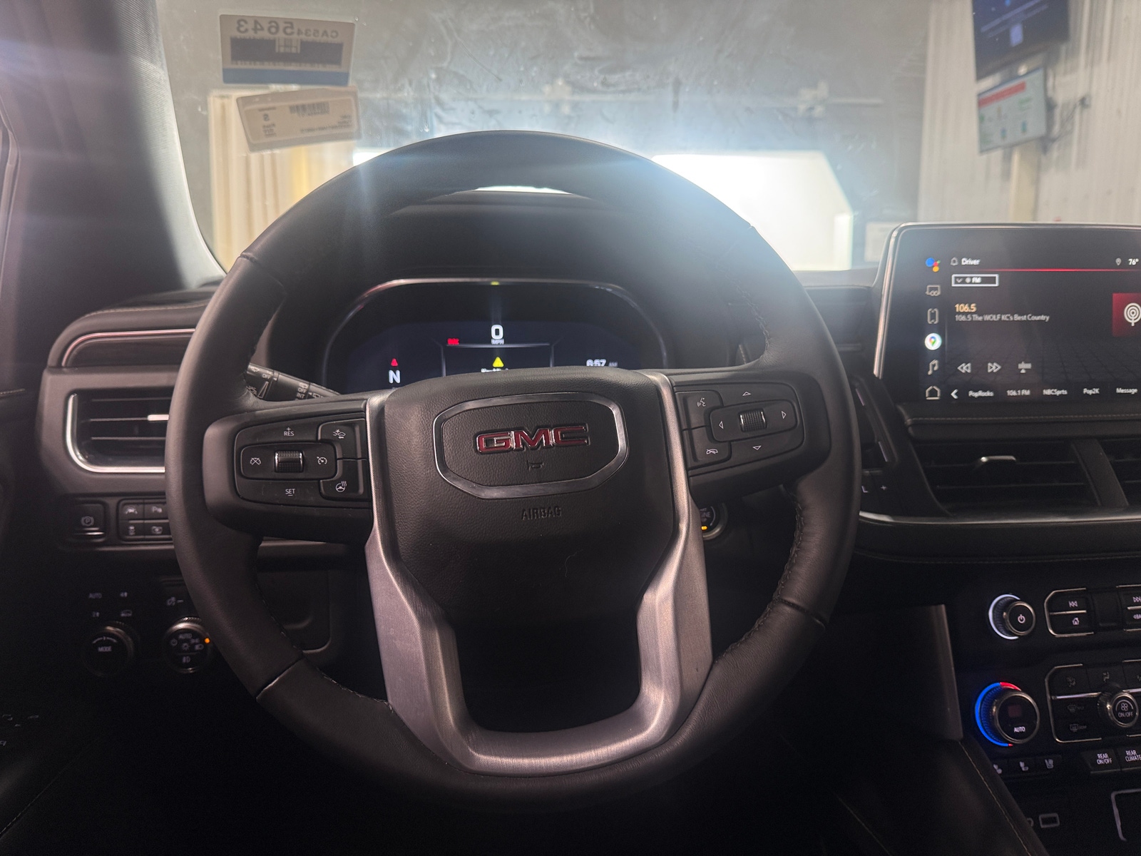 Thumbnail: 2022 GMC Yukon - 4