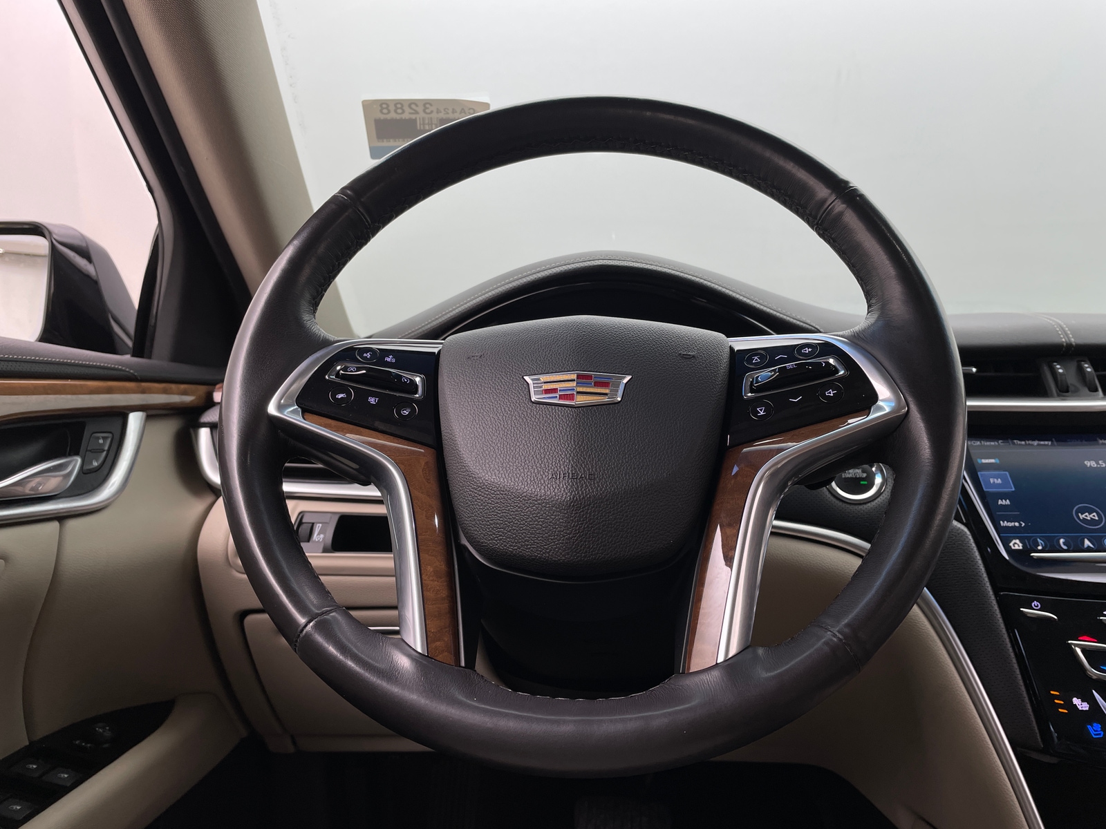 Thumbnail: 2018 Cadillac XTS - 4