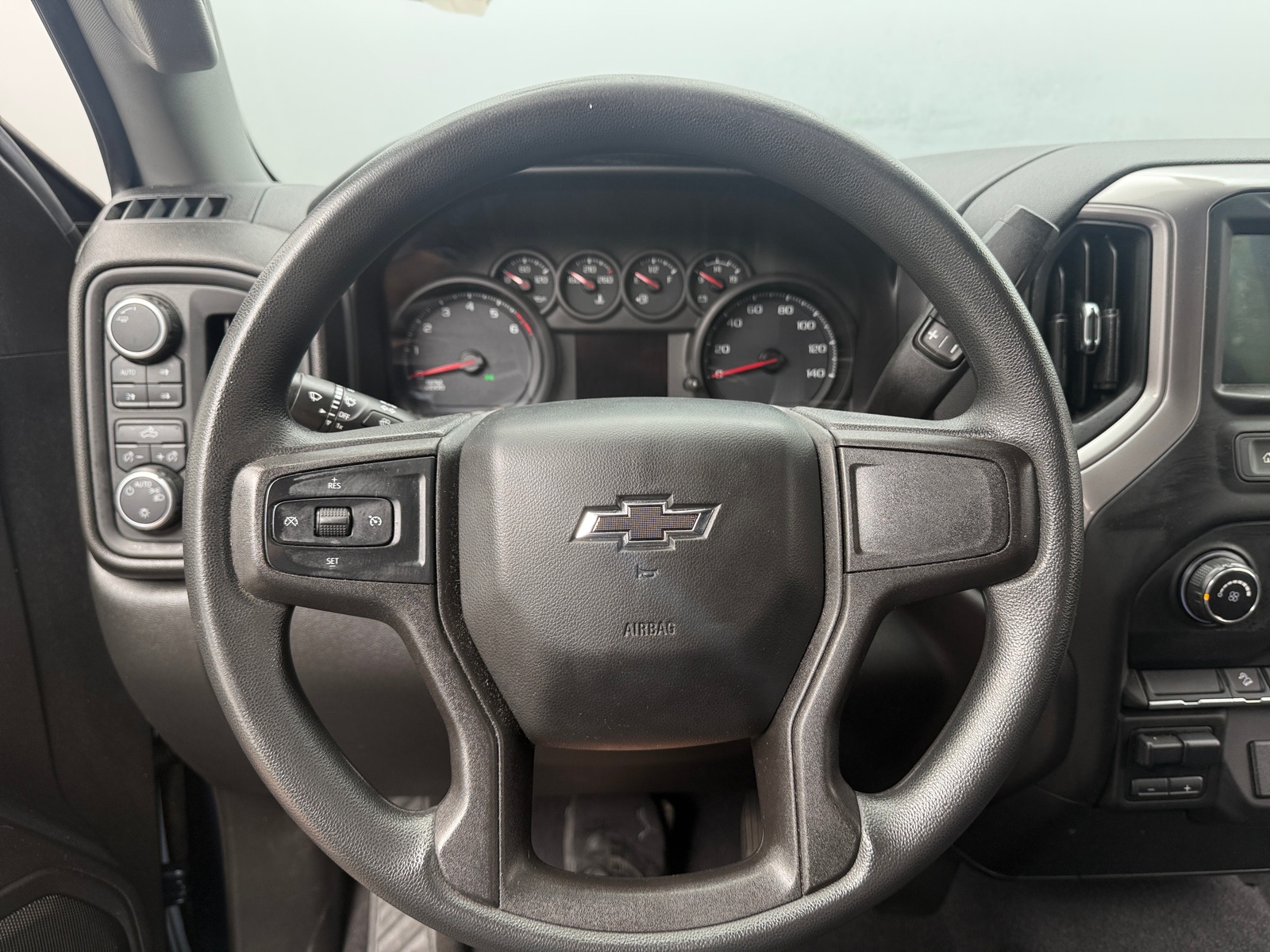 Thumbnail: 2020 Chevrolet Silverado 1500 - 5