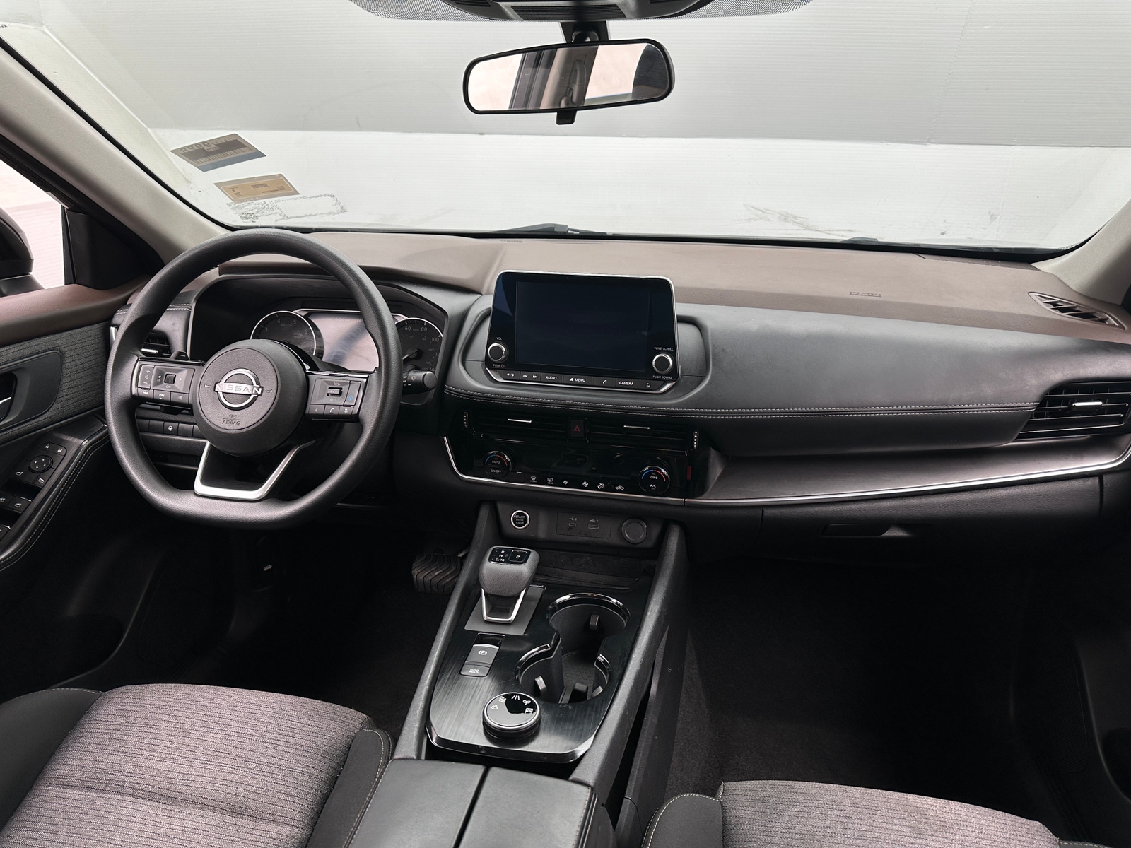 Thumbnail: 2022 Nissan Rogue - 3