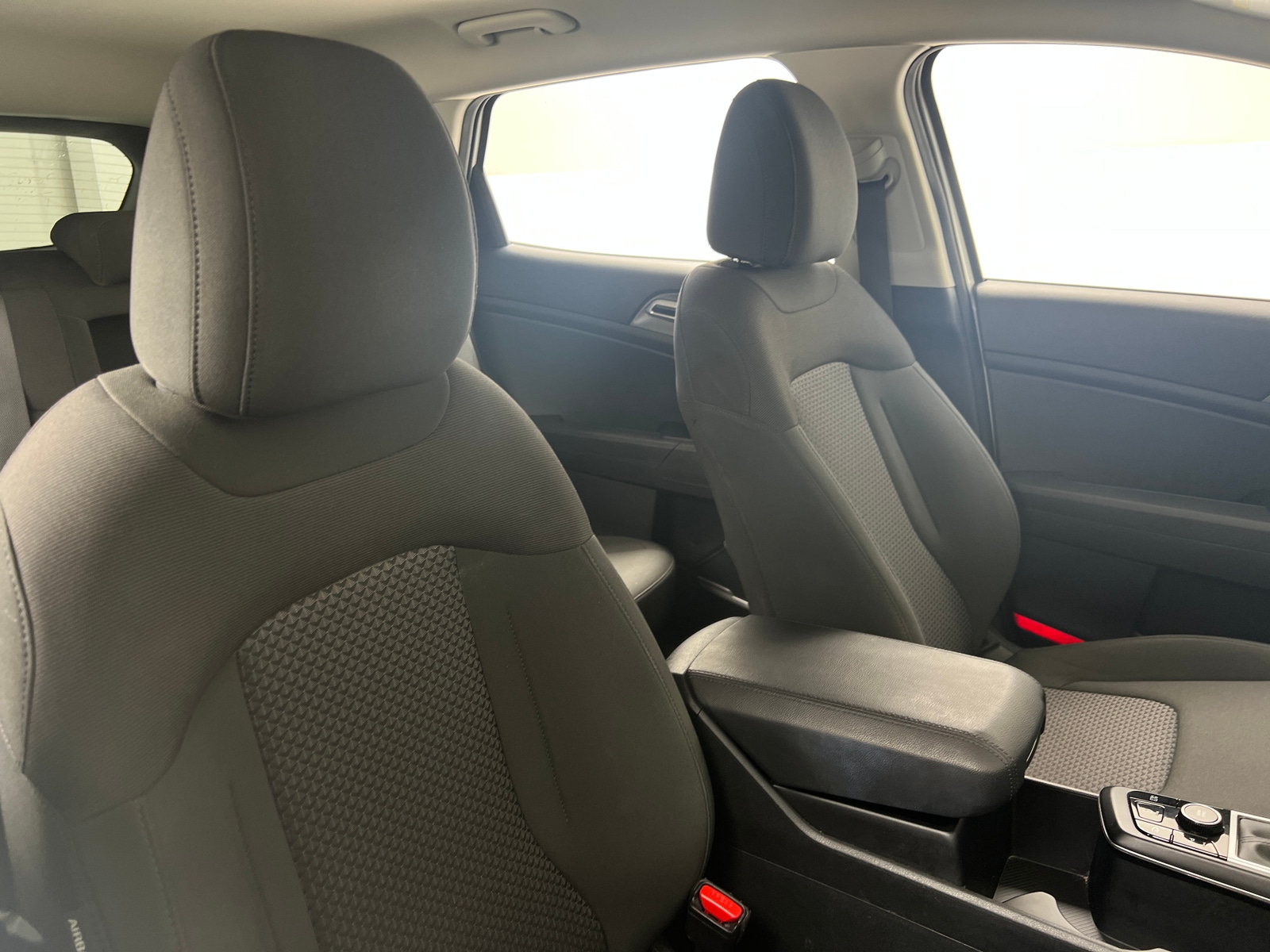 Thumbnail: 2025 Kia Sportage - 2