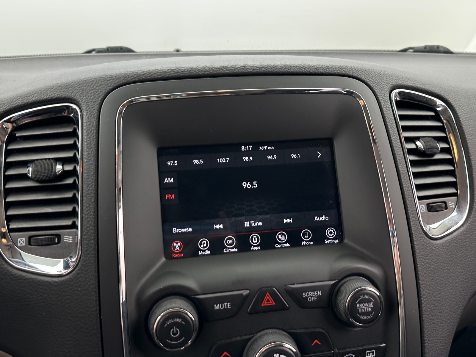 Thumbnail: 2018 Dodge Durango - 4