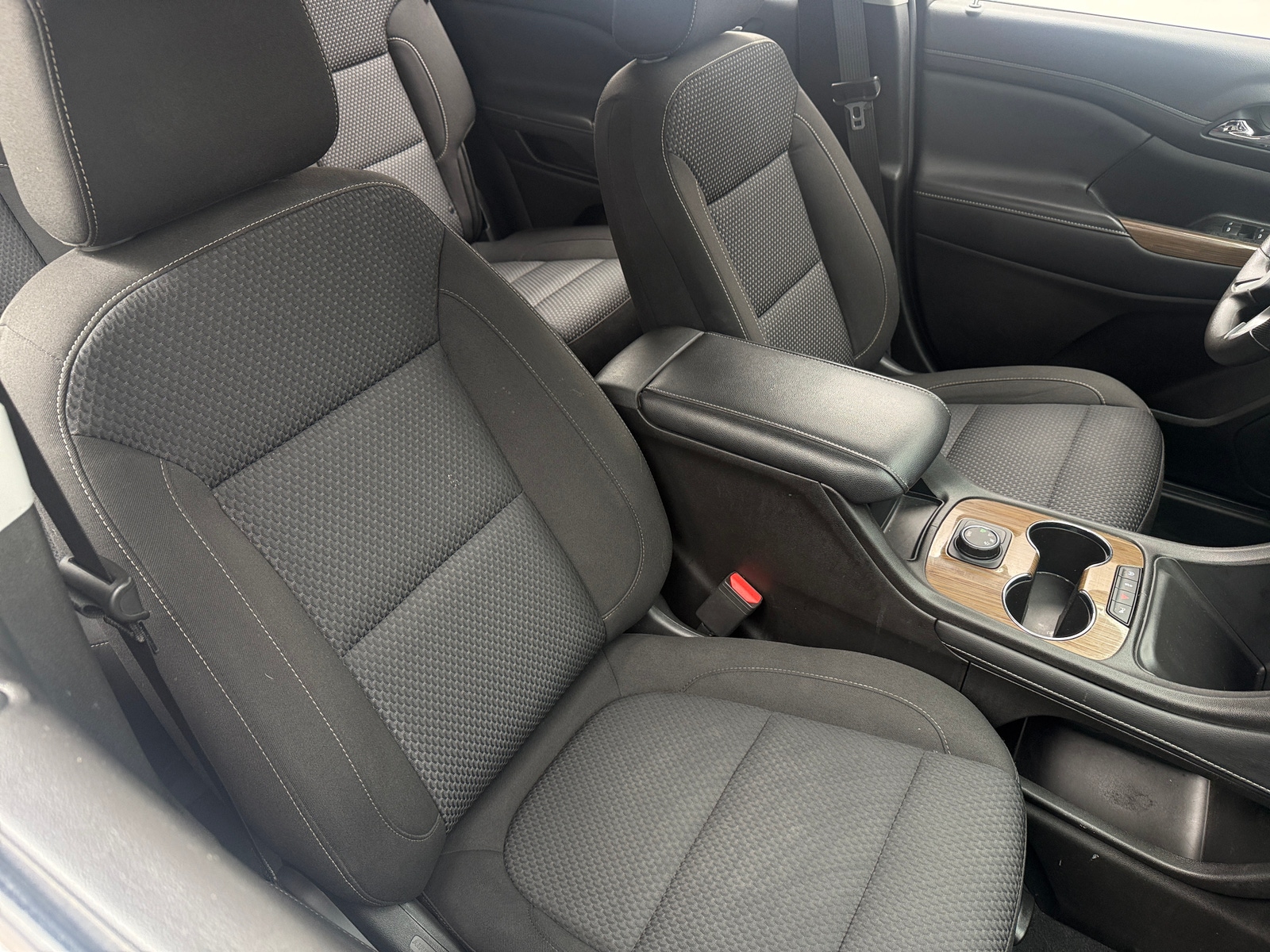 Thumbnail: 2023 GMC Acadia - 2