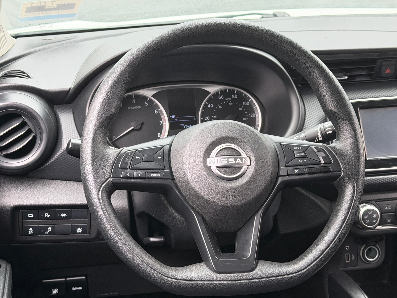 Thumbnail: 2023 Nissan Kicks - 5