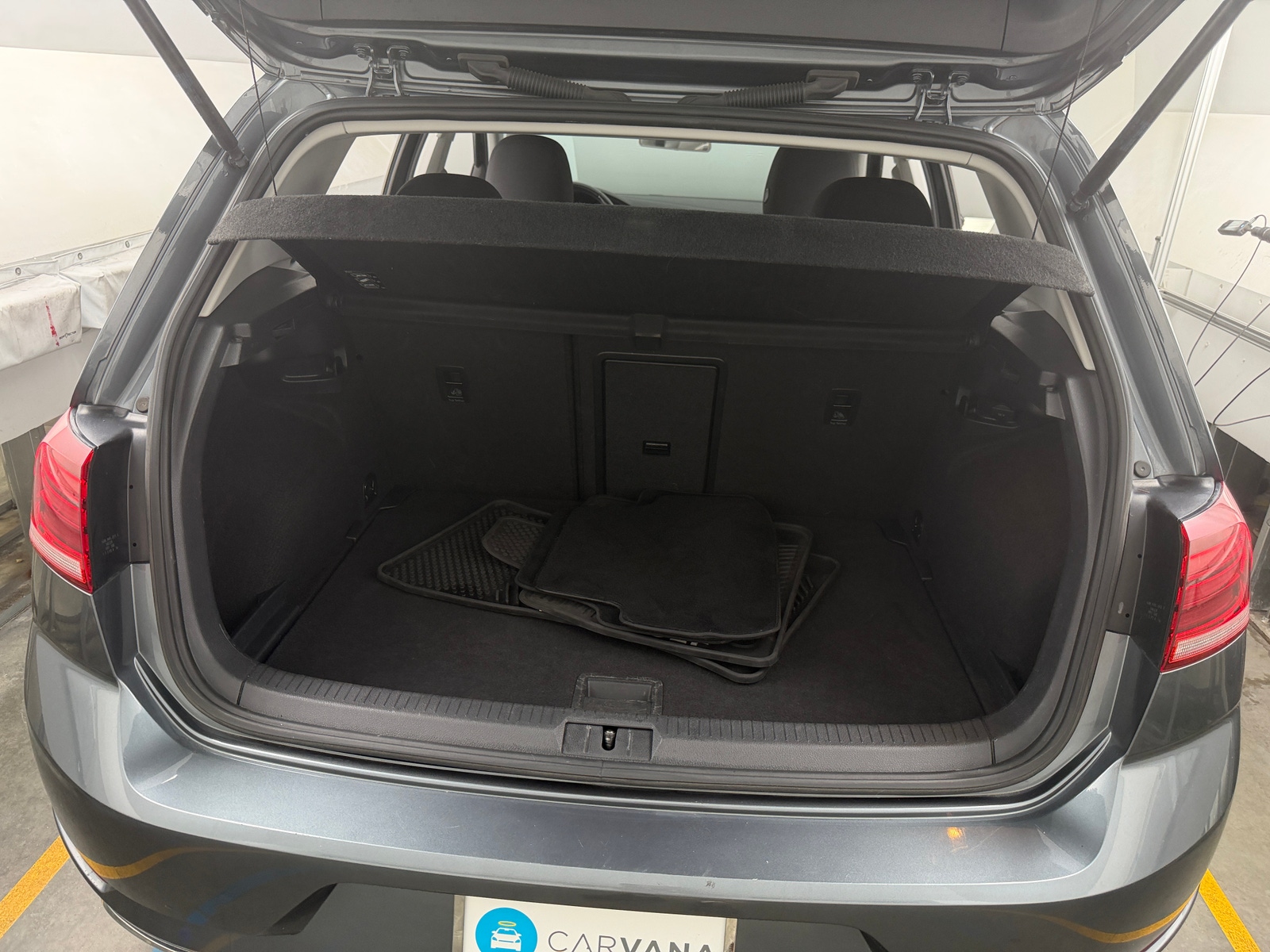 Thumbnail: 2019 Volkswagen Golf - 7