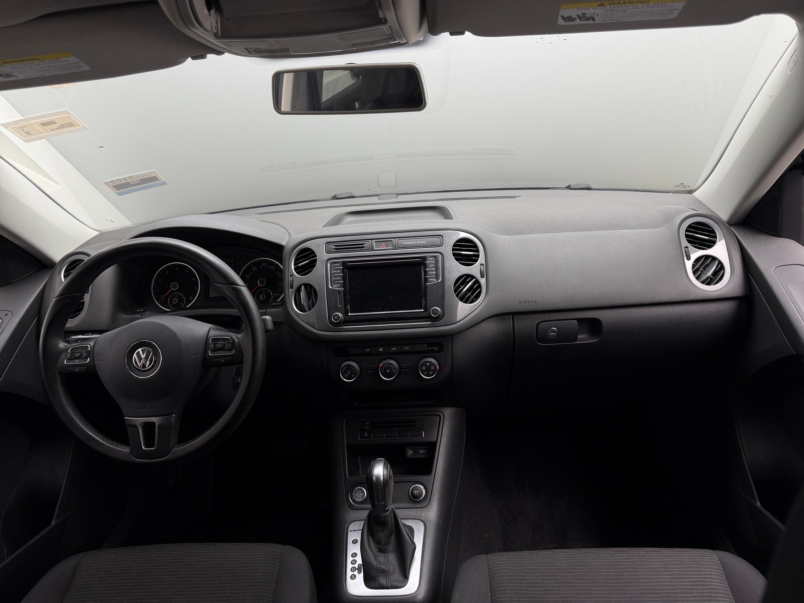 Thumbnail: 2017 Volkswagen Tiguan - 3