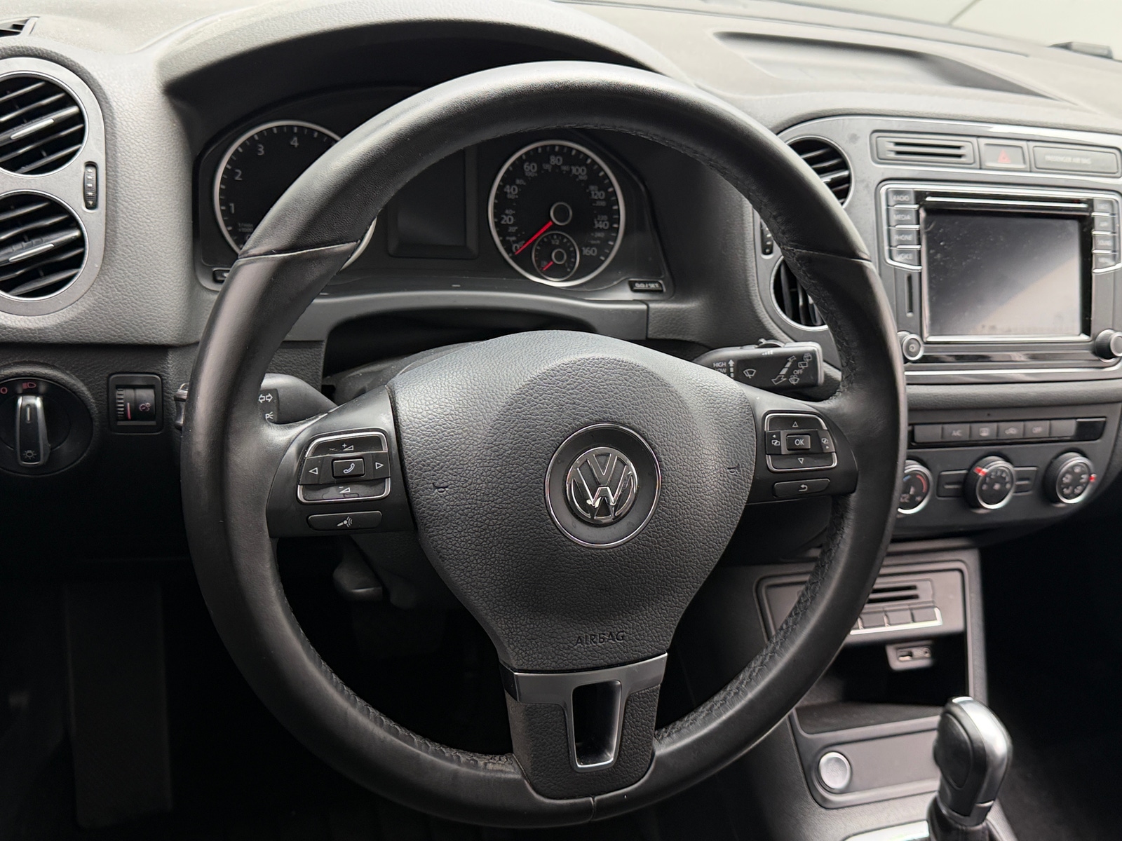 Thumbnail: 2017 Volkswagen Tiguan - 5