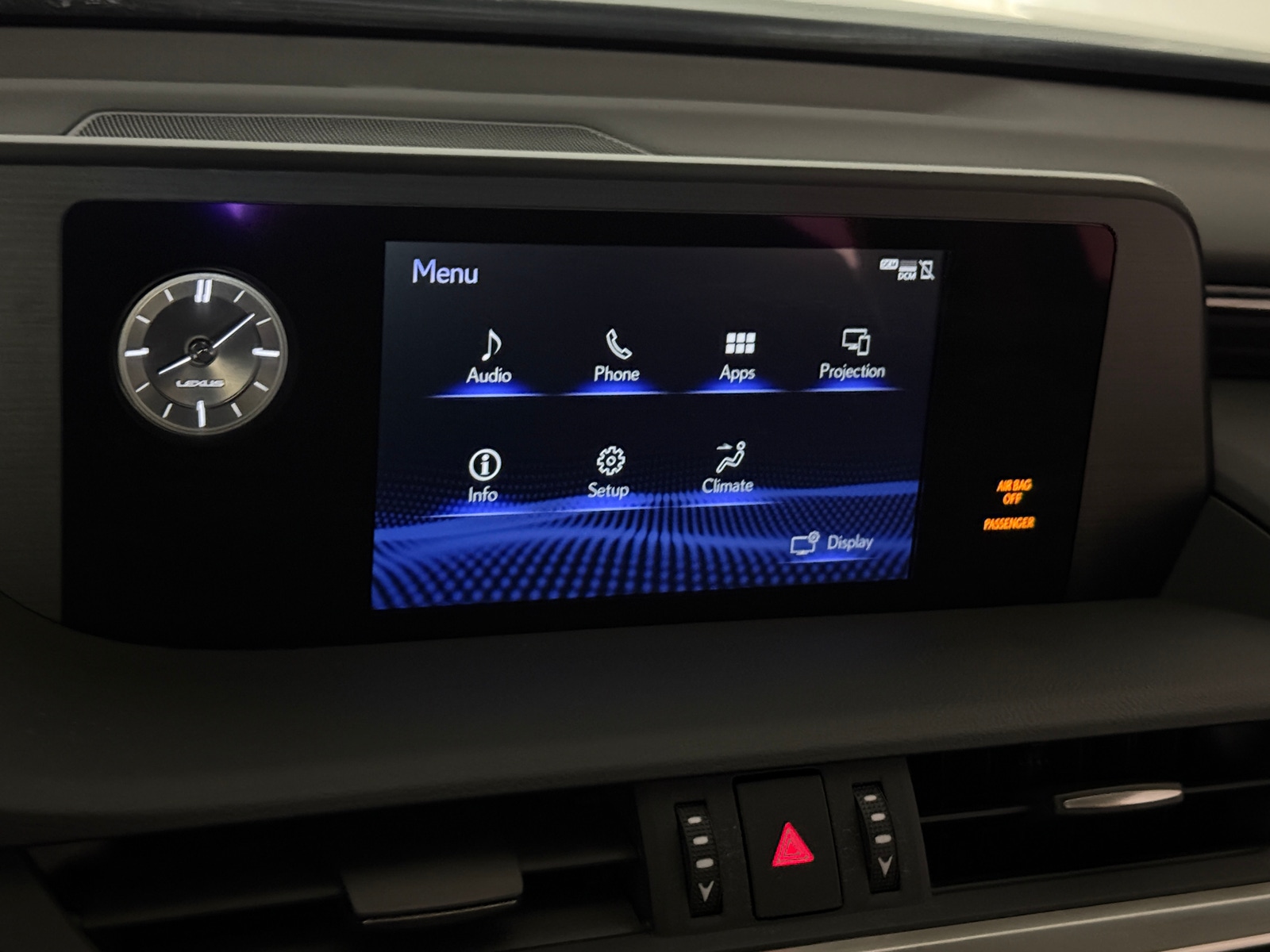 Thumbnail: 2021 Lexus ES - 3