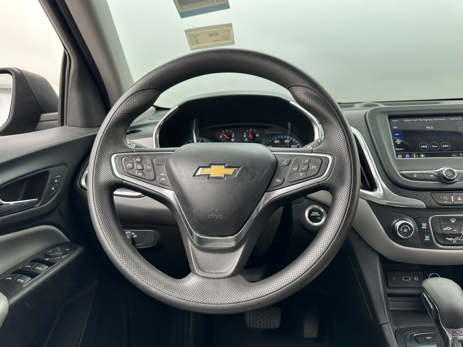Thumbnail: 2022 Chevrolet Equinox - 5