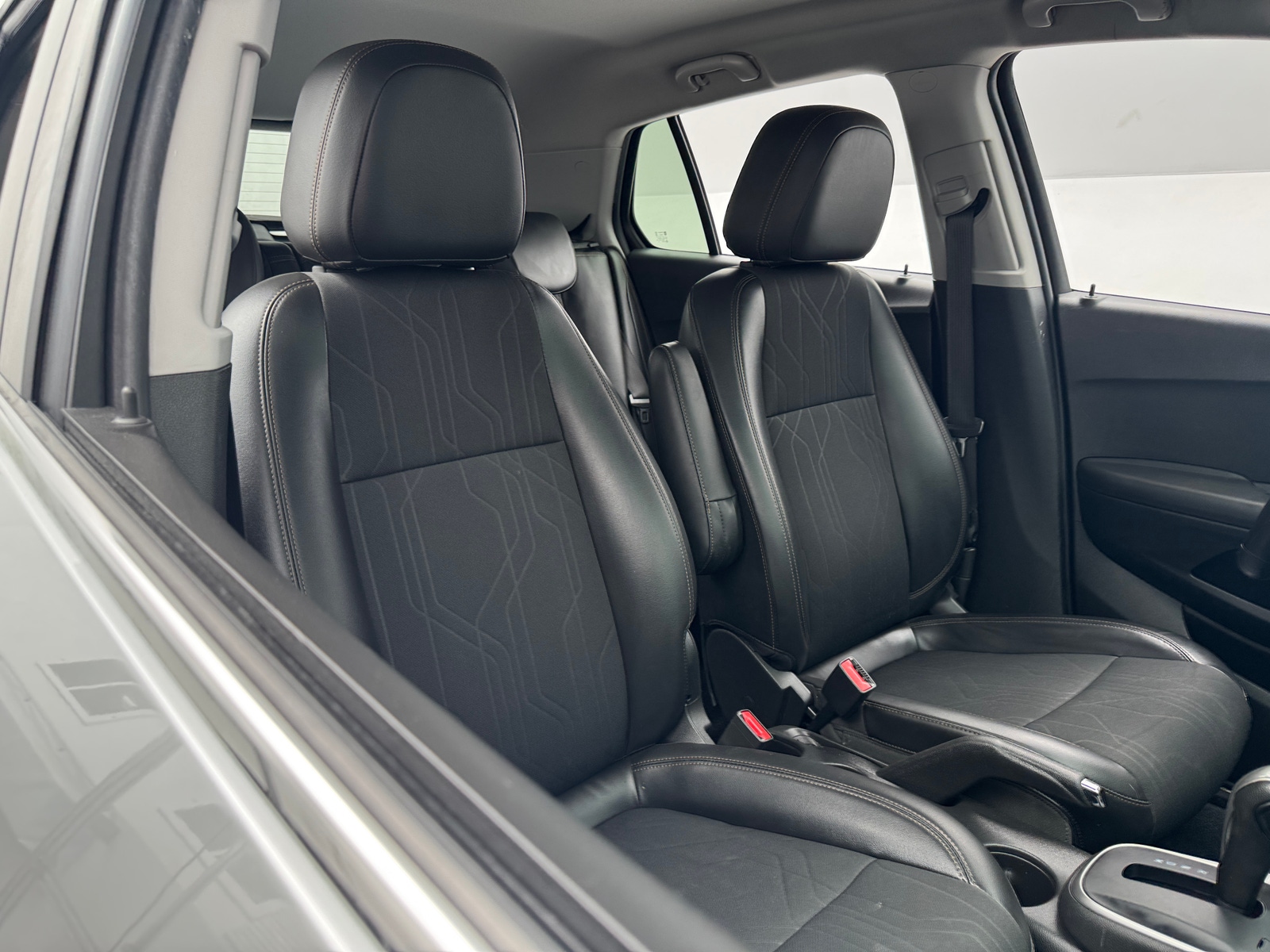 Thumbnail: 2019 Chevrolet Trax - 2