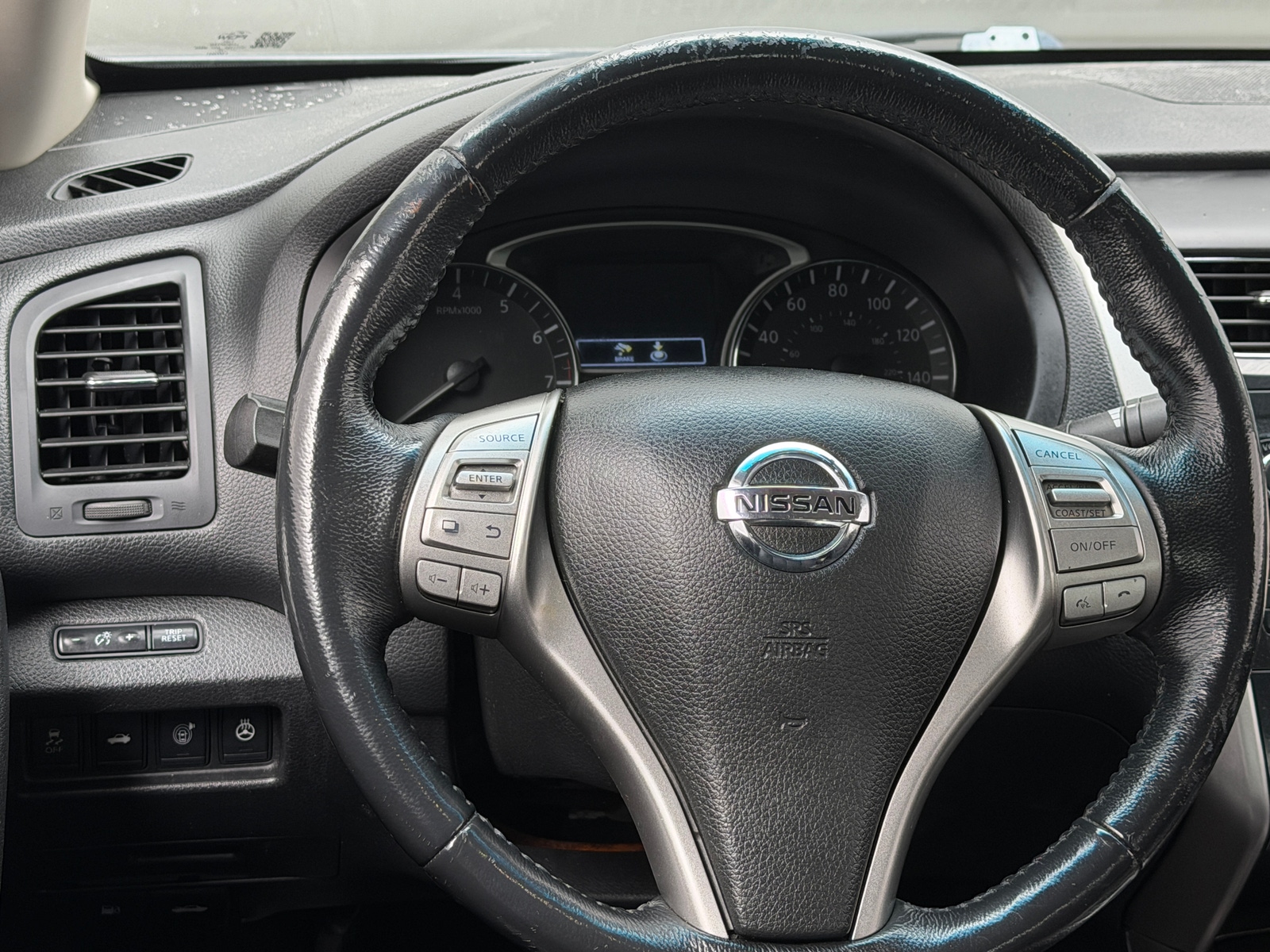 Thumbnail: 2013 Nissan Altima - 4