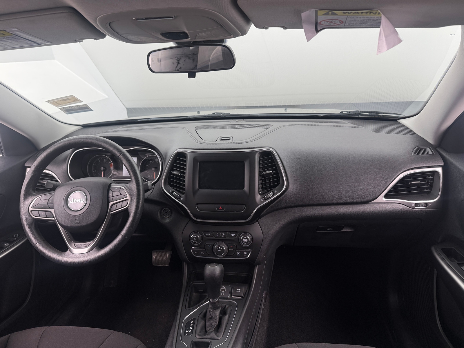 Thumbnail: 2019 Jeep Cherokee - 3