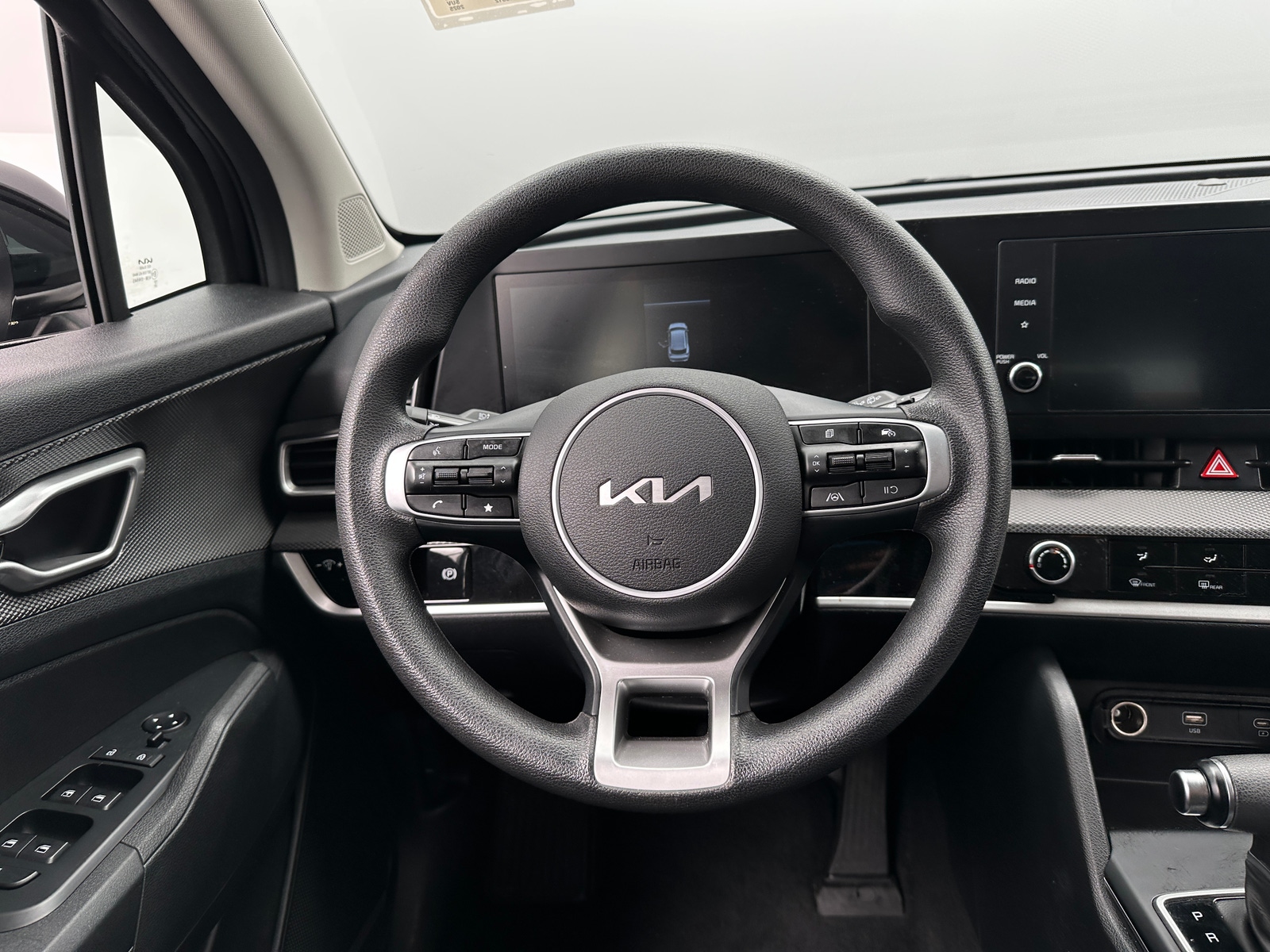 Thumbnail: 2025 Kia Sportage - 5
