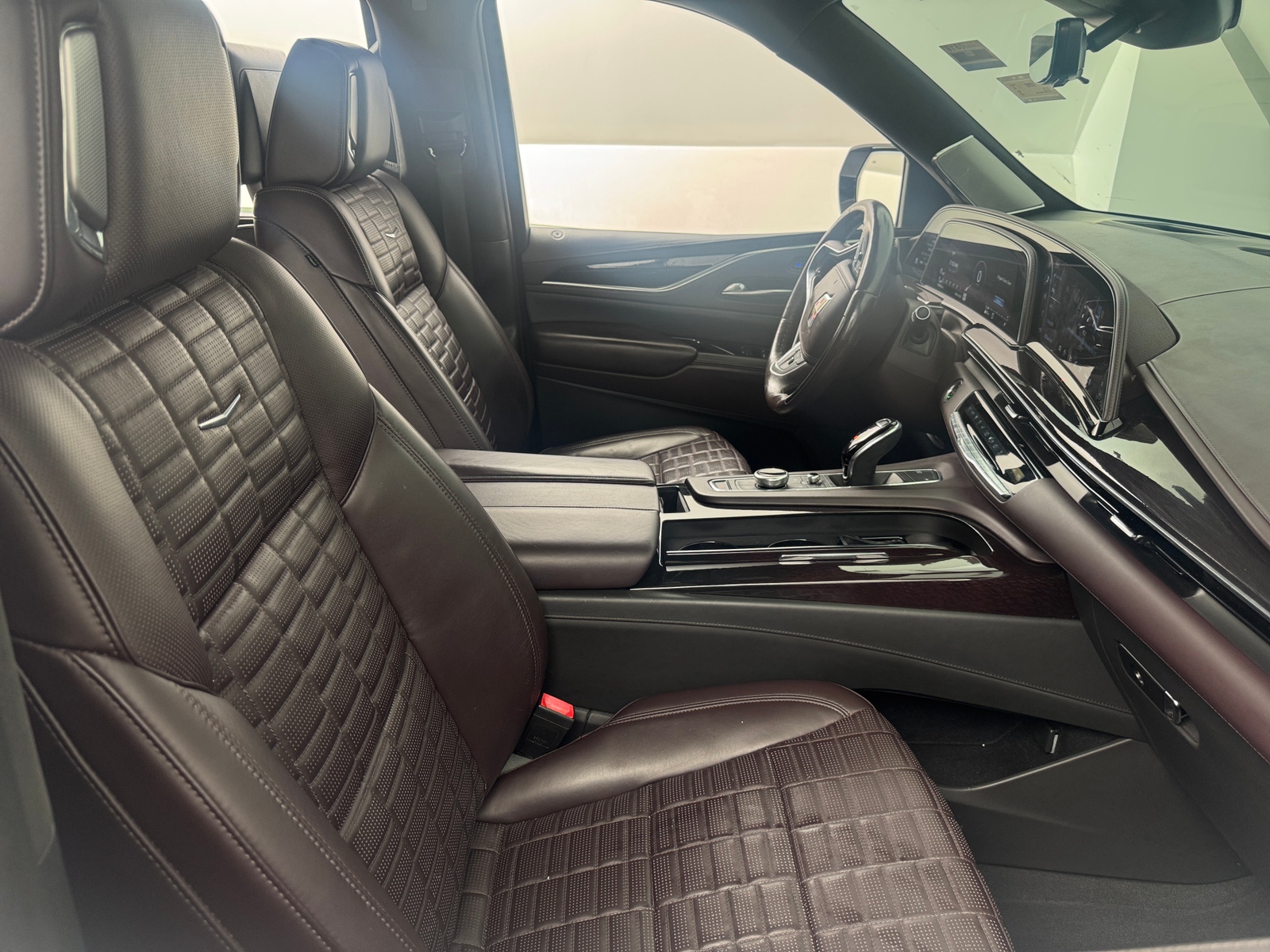 Thumbnail: 2021 Cadillac Escalade - 2