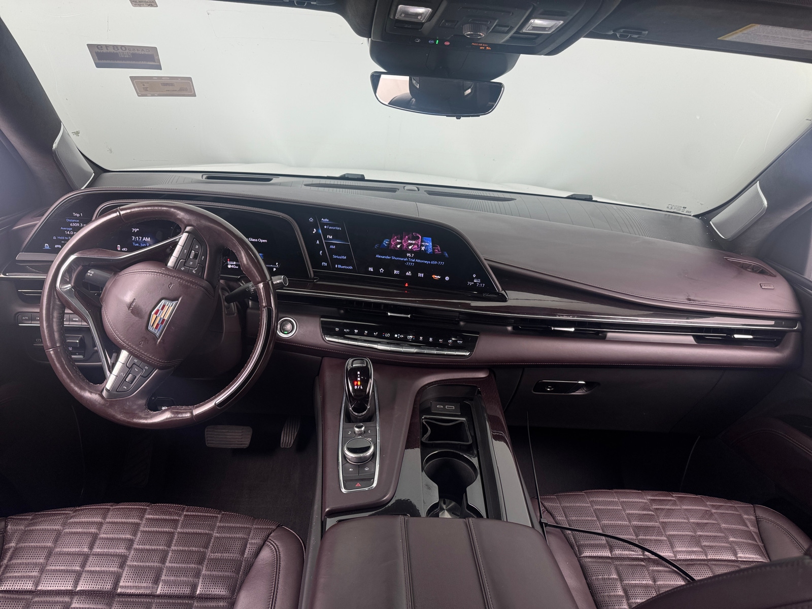 Thumbnail: 2021 Cadillac Escalade - 3