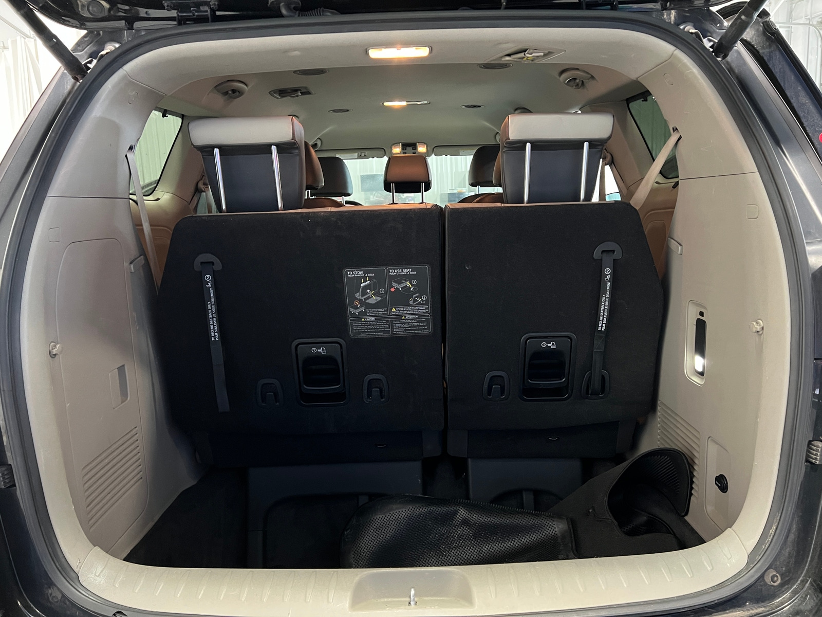 Thumbnail: 2017 Kia Sedona - 6