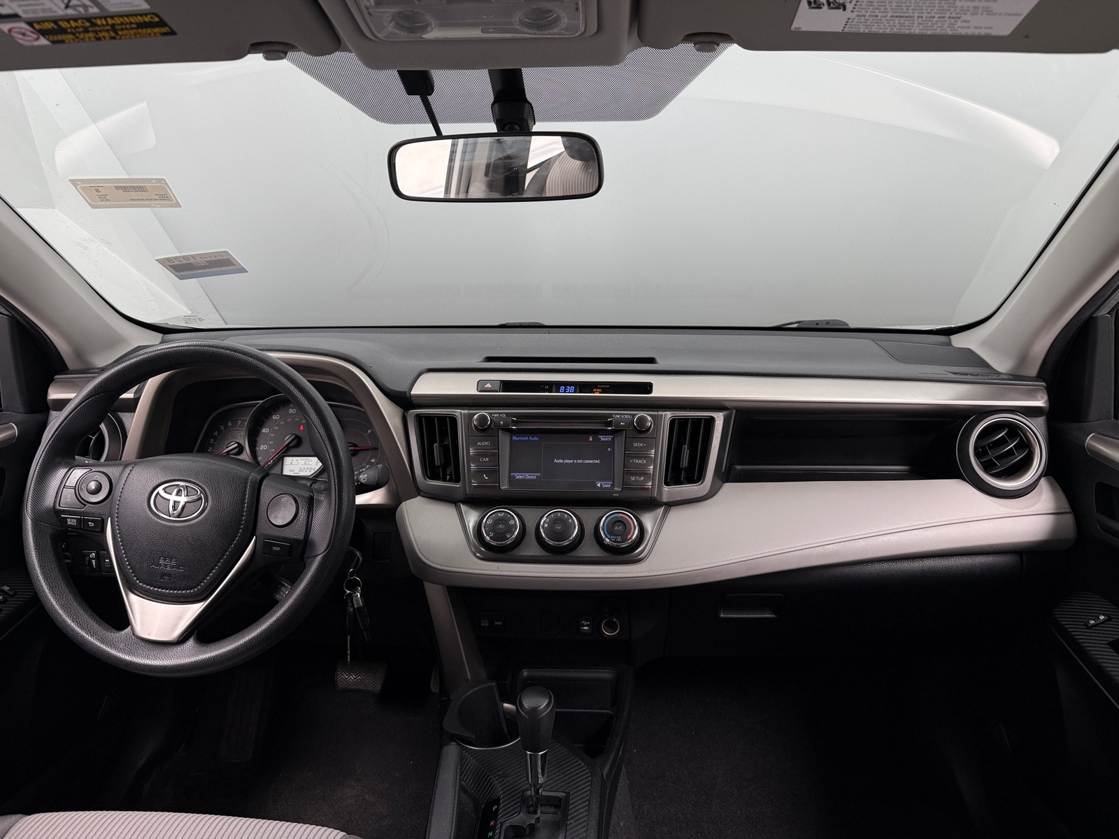 Thumbnail: 2015 Toyota RAV4 - 3
