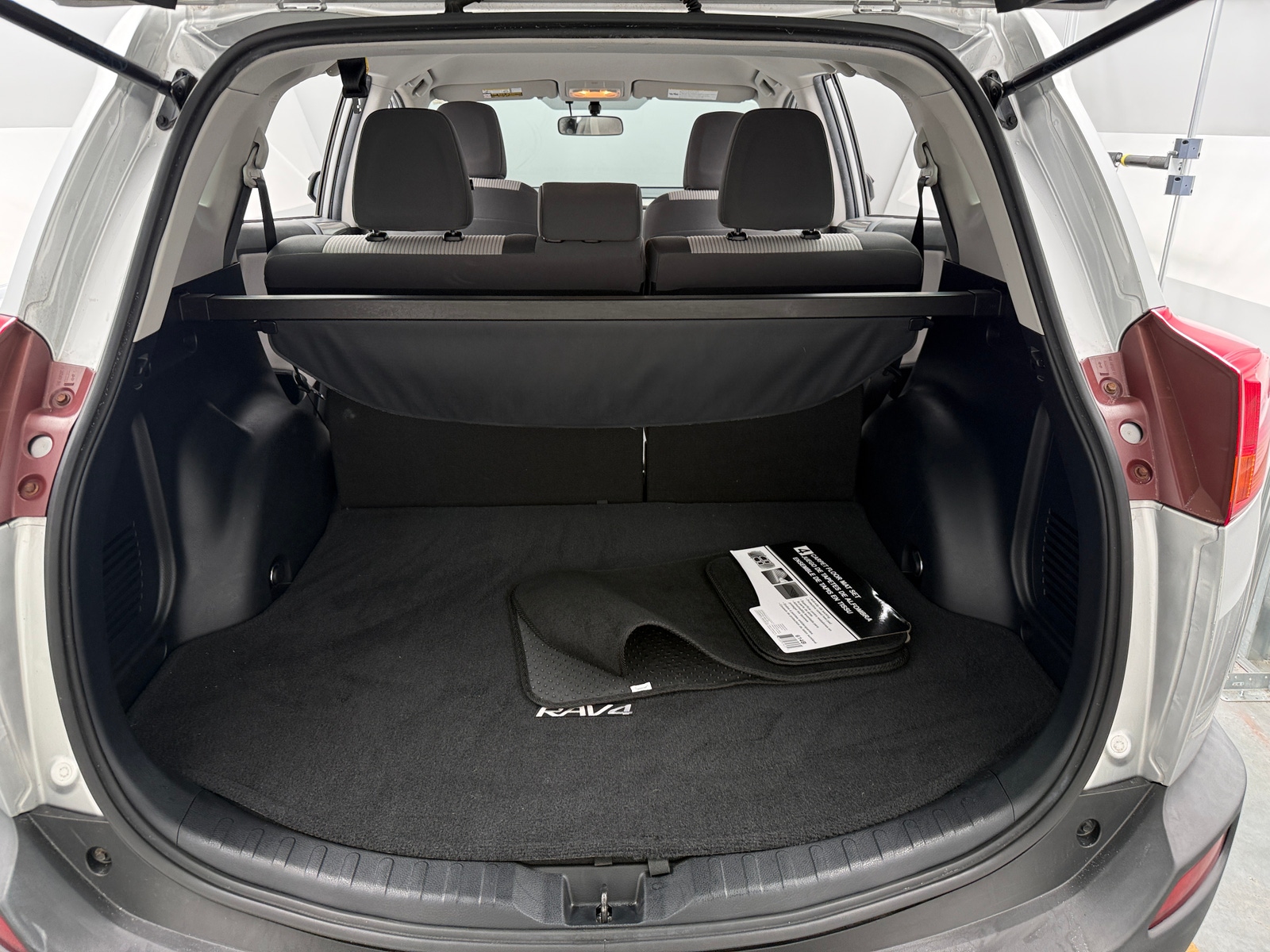 Thumbnail: 2015 Toyota RAV4 - 7
