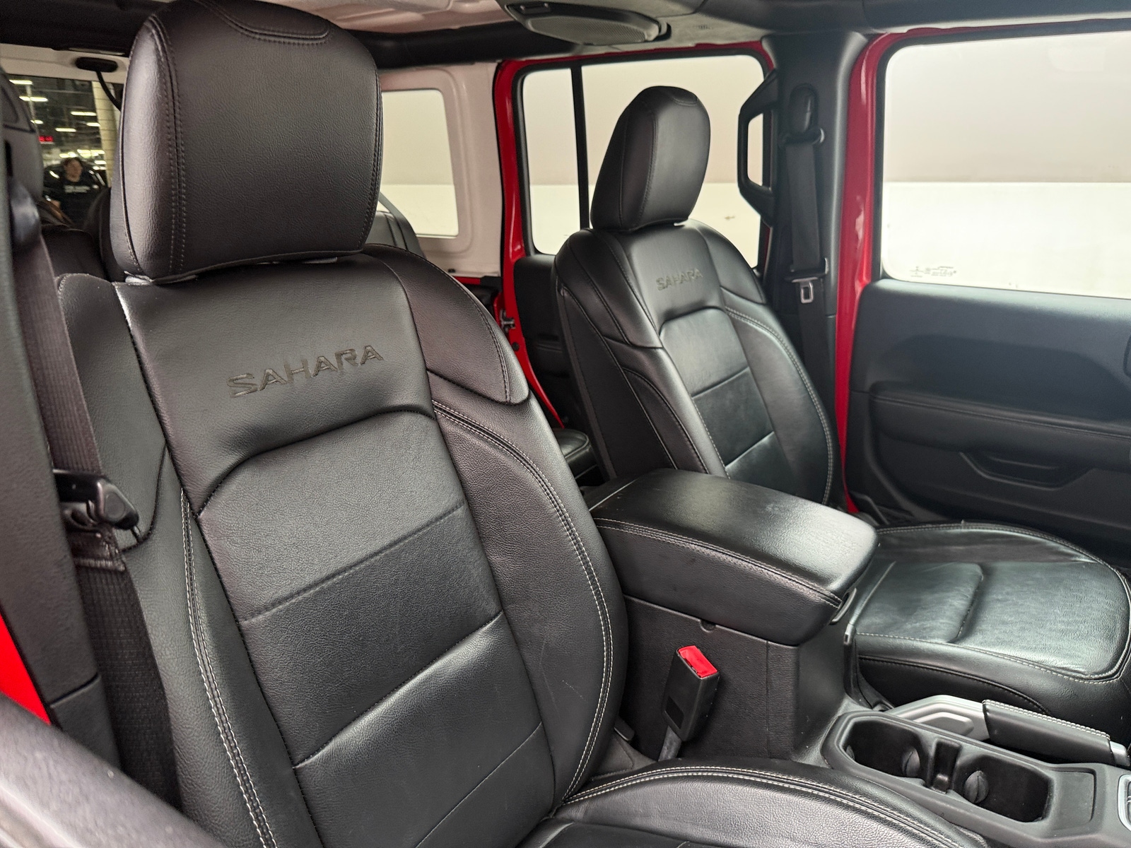 Thumbnail: 2019 Jeep Wrangler - 2