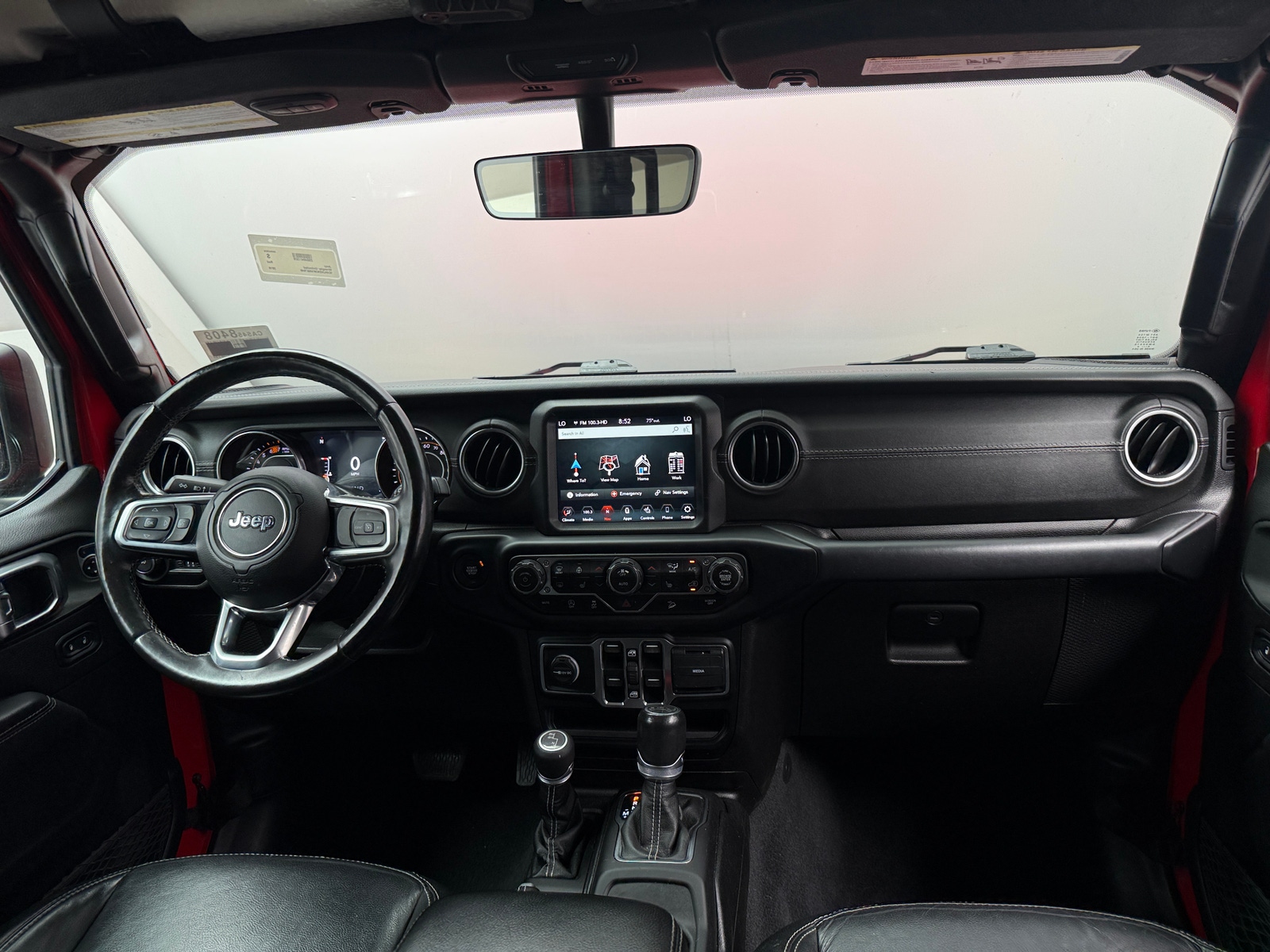 Thumbnail: 2019 Jeep Wrangler - 3