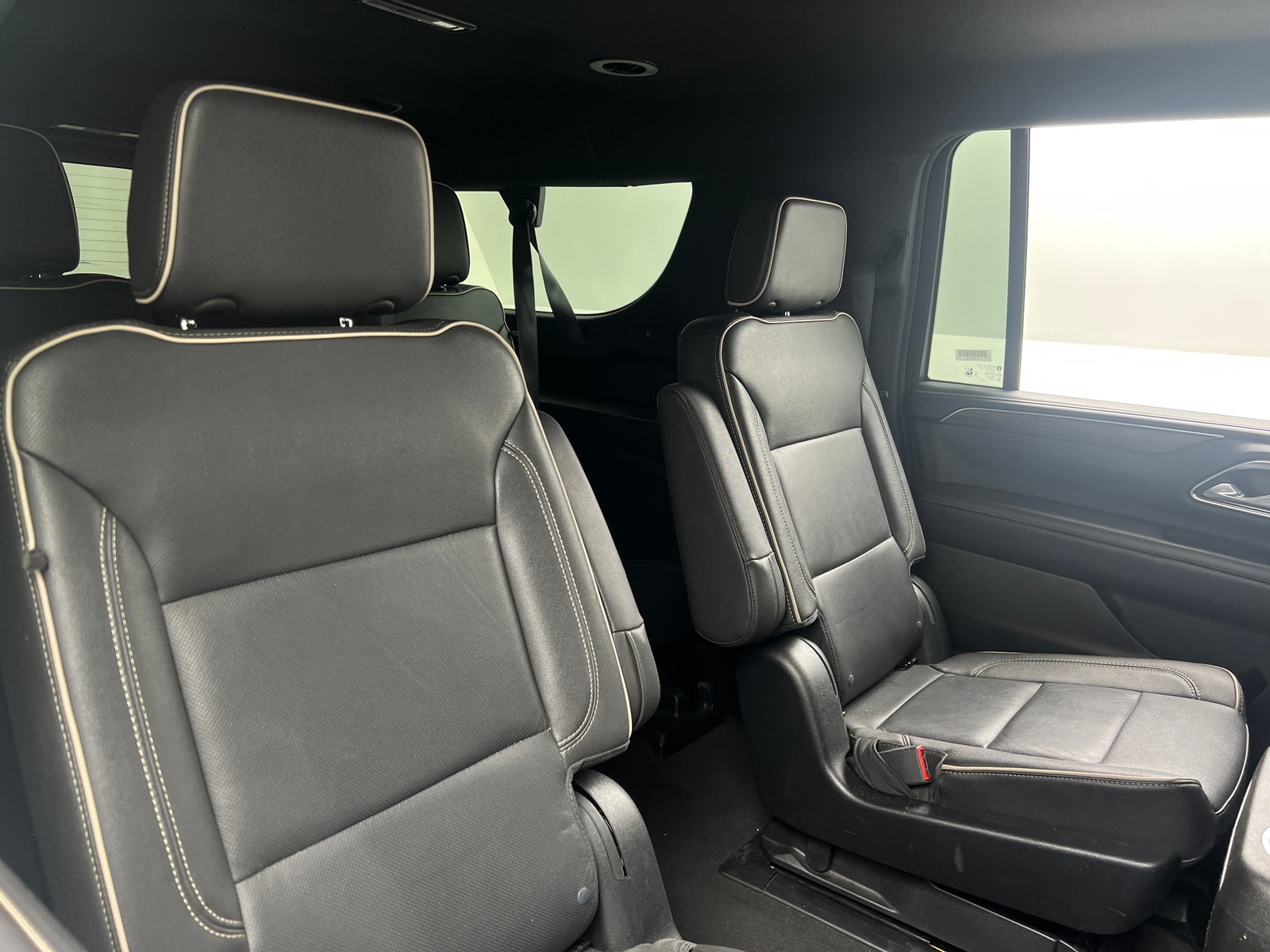 Thumbnail: 2023 Chevrolet Suburban - 5