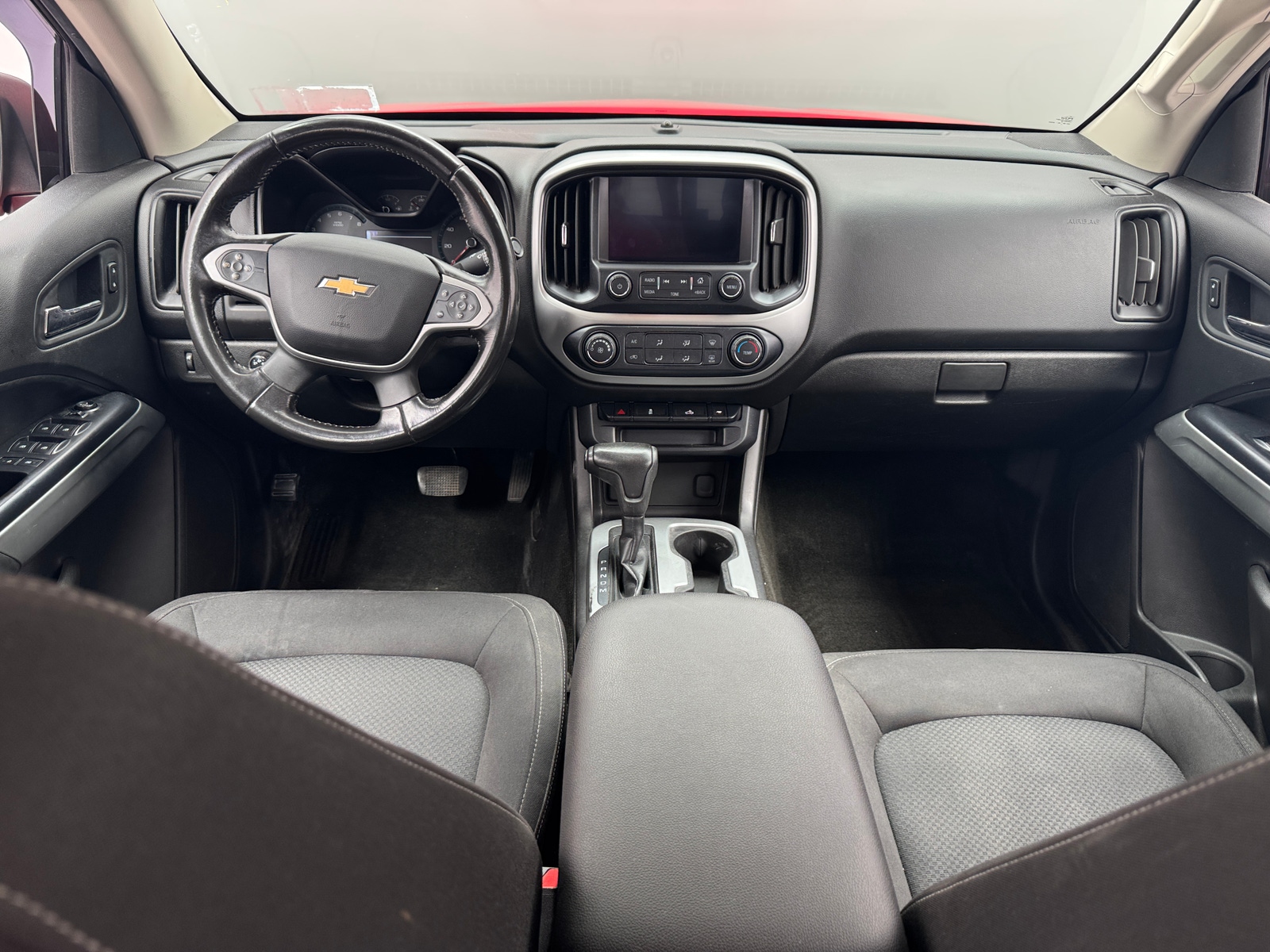 Thumbnail: 2016 Chevrolet Colorado - 3