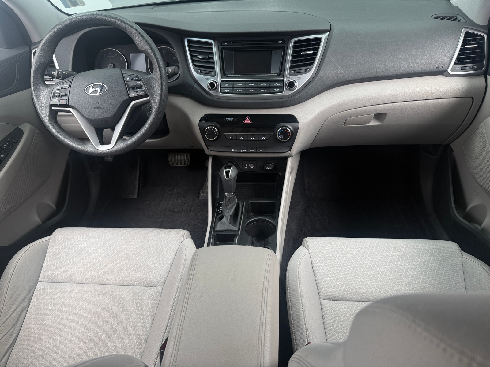 Thumbnail: 2018 Hyundai Tucson - 3
