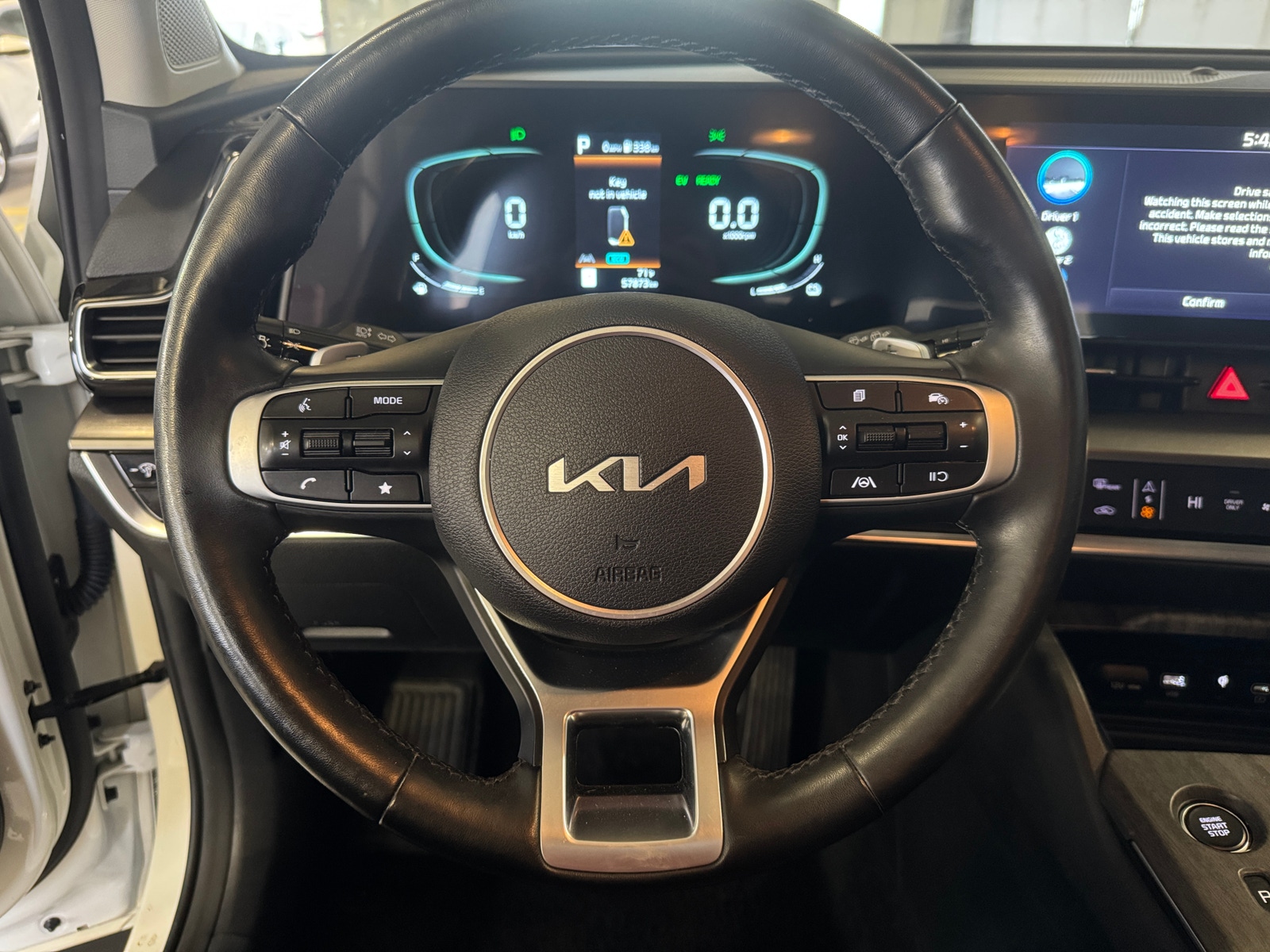 Thumbnail: 2023 Kia Sportage - 4
