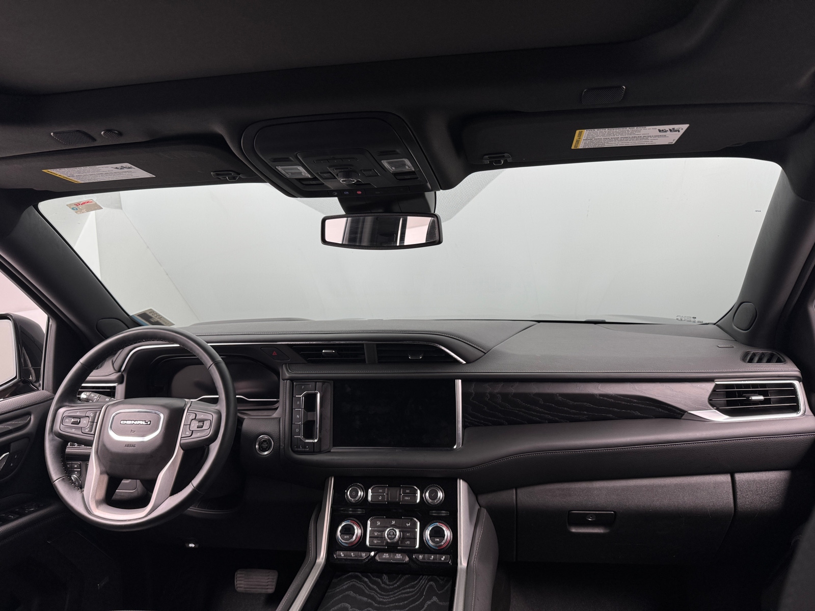 Thumbnail: 2023 GMC Yukon - 2