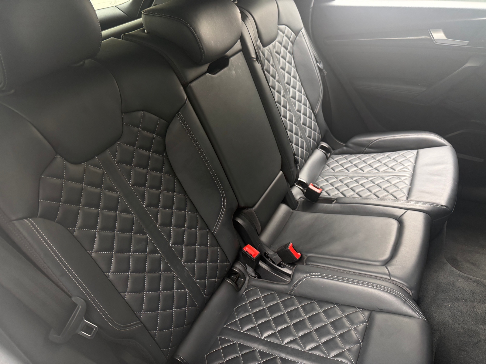 Thumbnail: 2020 Audi SQ5 - 5