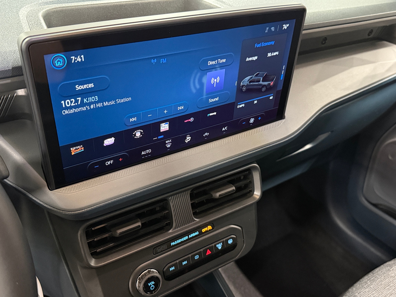 Thumbnail: 2025 Ford Maverick - 4