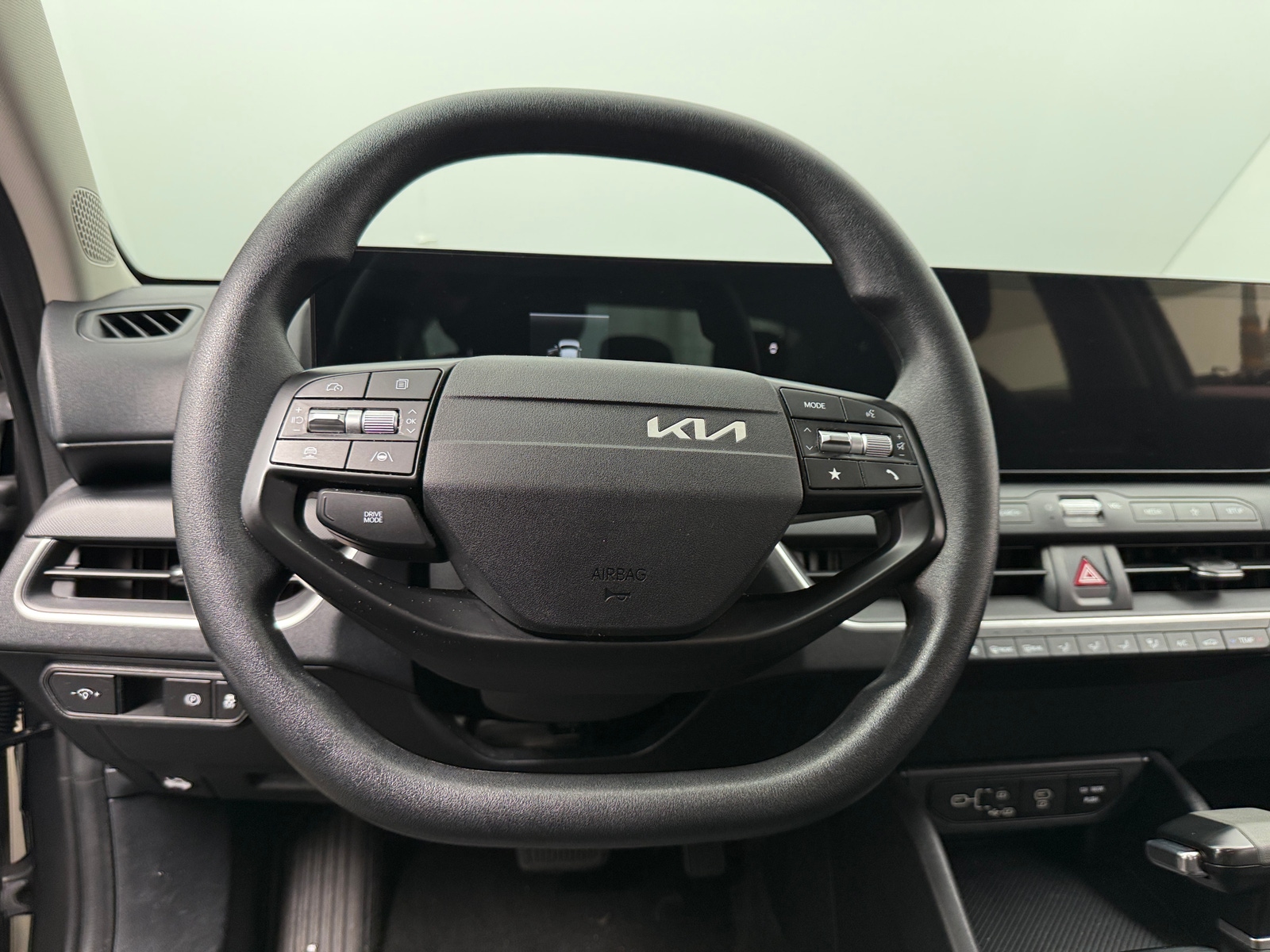 Thumbnail: 2025 Kia K4 - 5