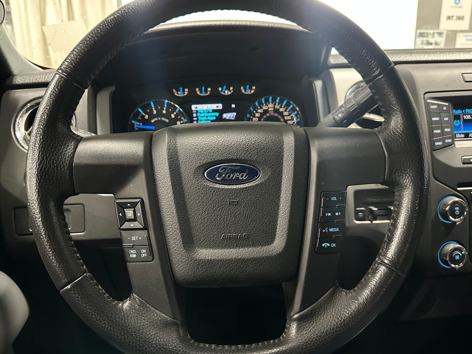 Thumbnail: 2013 Ford Econoline - 5