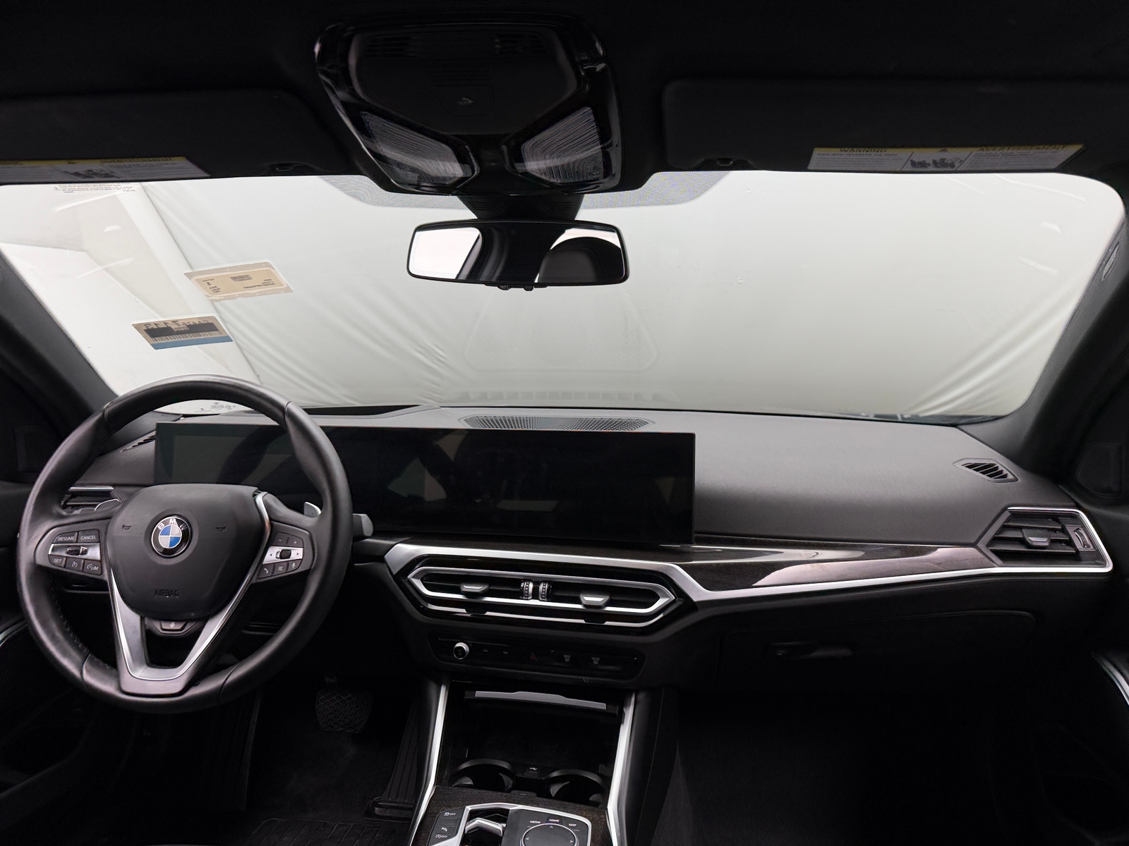 Thumbnail: 2023 BMW 3 Series - 2