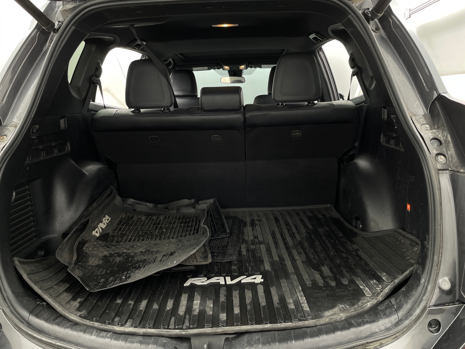 Thumbnail: 2017 Toyota RAV4 - 6