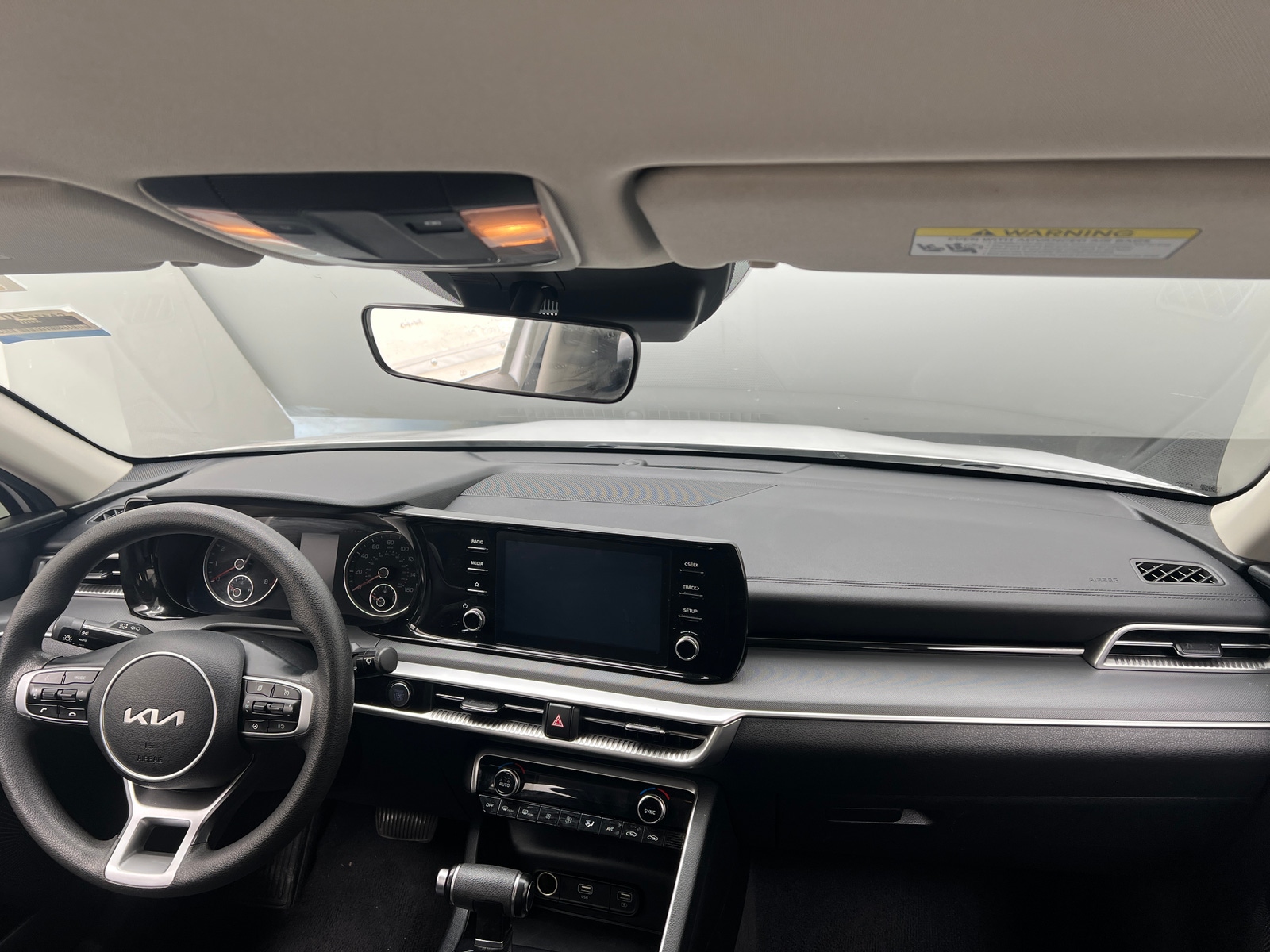 Thumbnail: 2023 Kia K5 - 3
