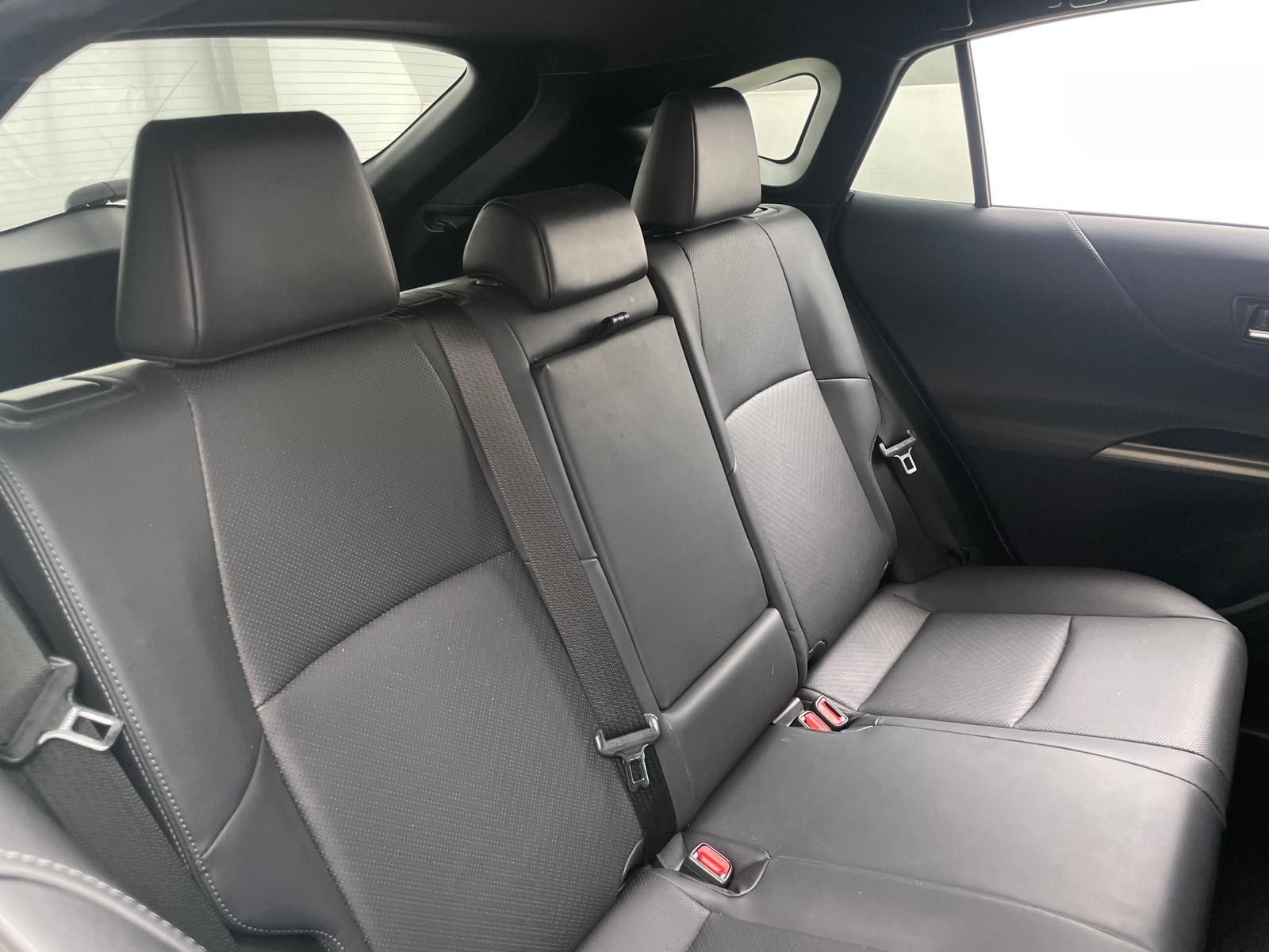 Thumbnail: 2021 Toyota Venza - 6