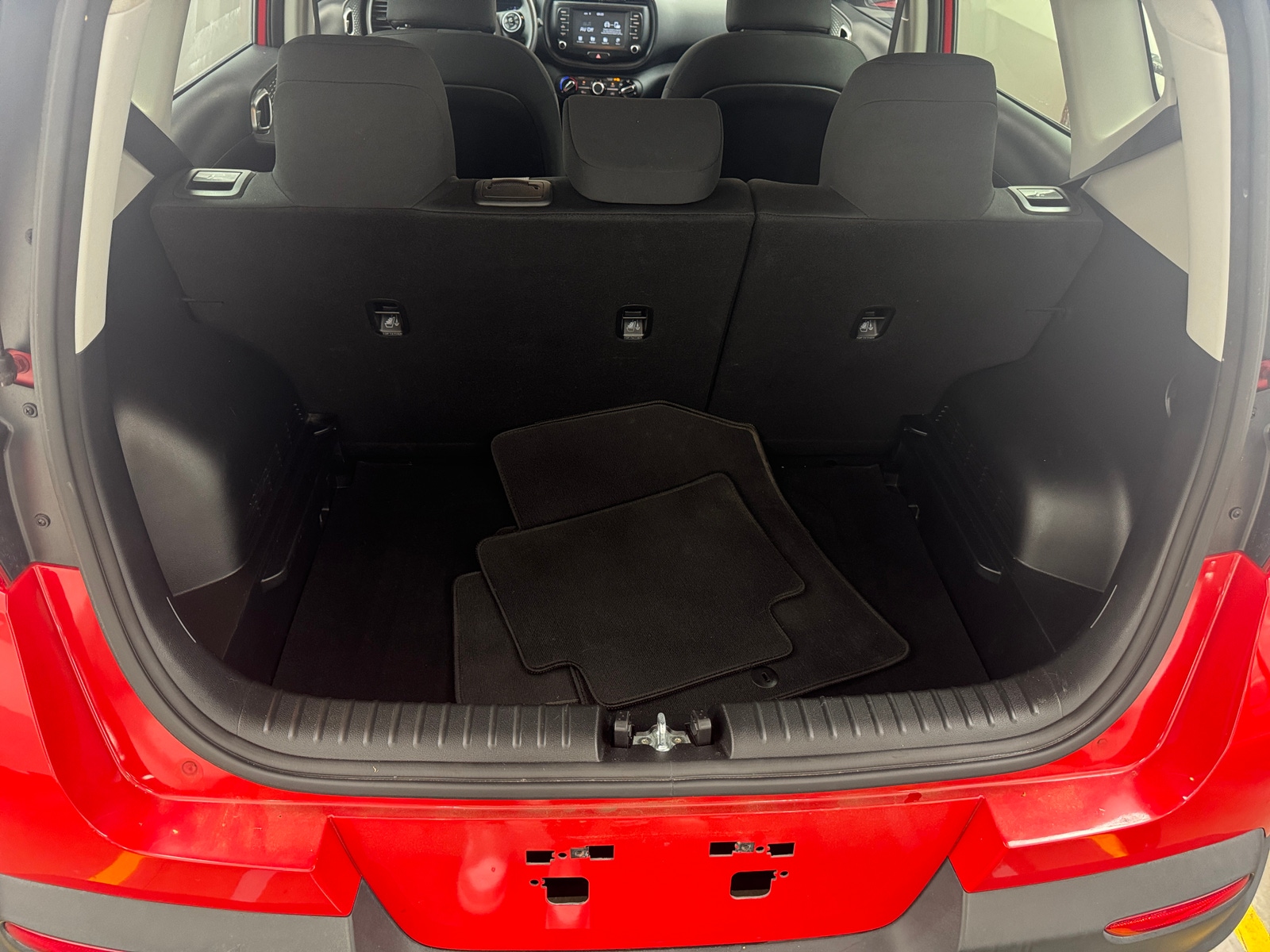 Thumbnail: 2020 Kia Soul - 7
