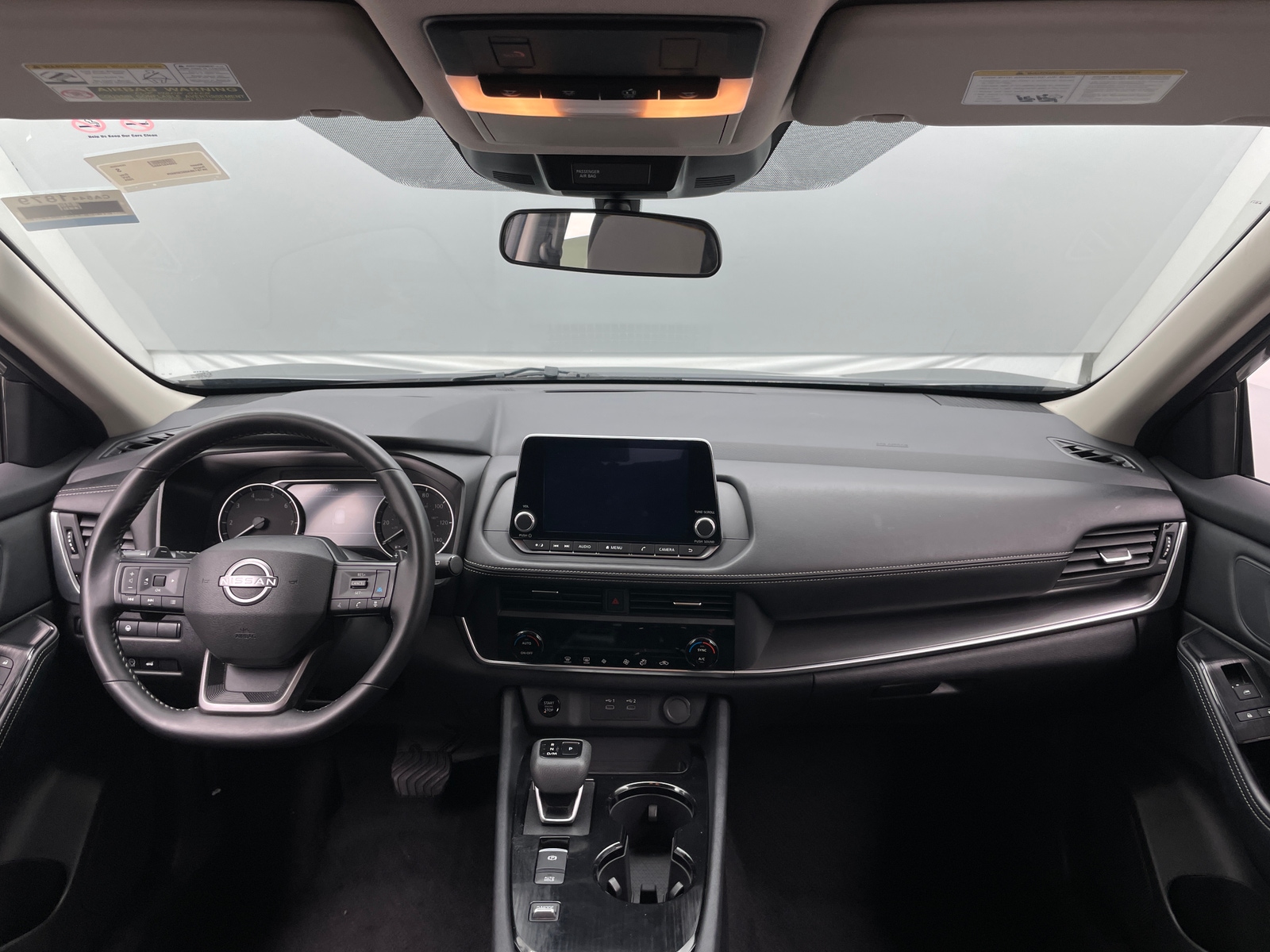 Thumbnail: 2025 Nissan Rogue - 3