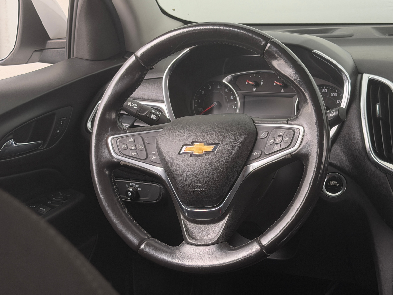 Thumbnail: 2019 Chevrolet Equinox - 5