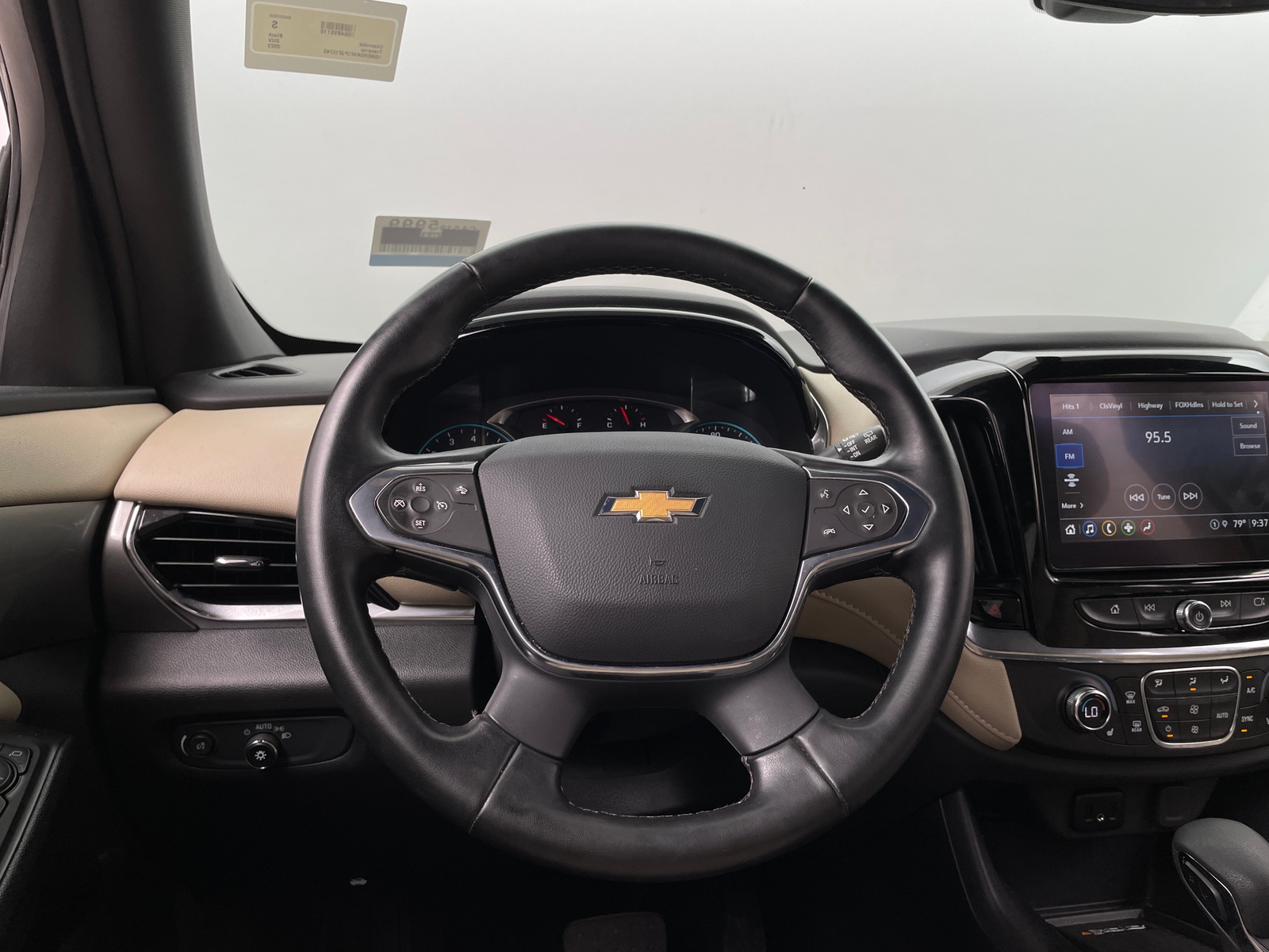 Thumbnail: 2023 Chevrolet Traverse - 5